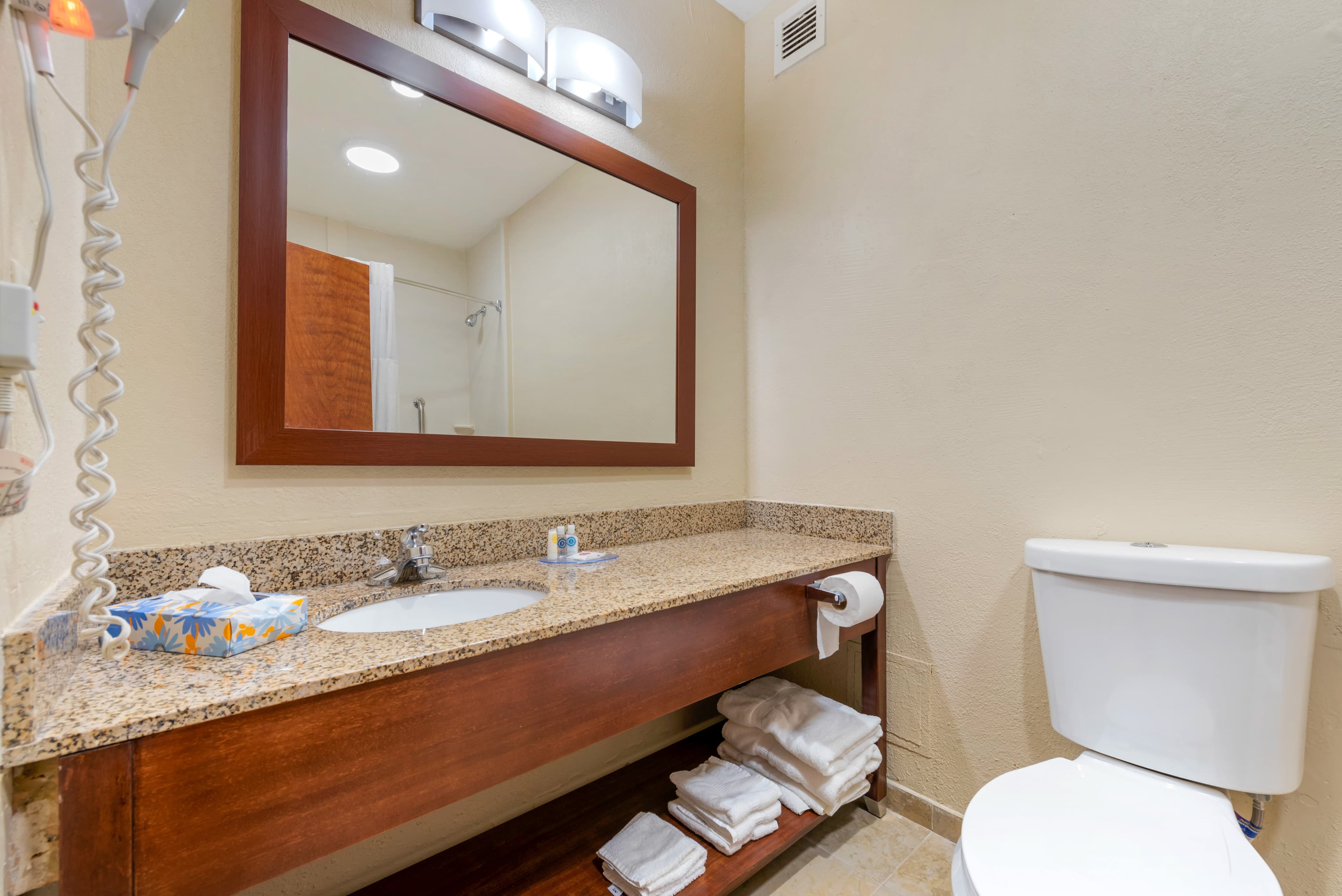 Comfort Inn & Suites Michigan City South — 24