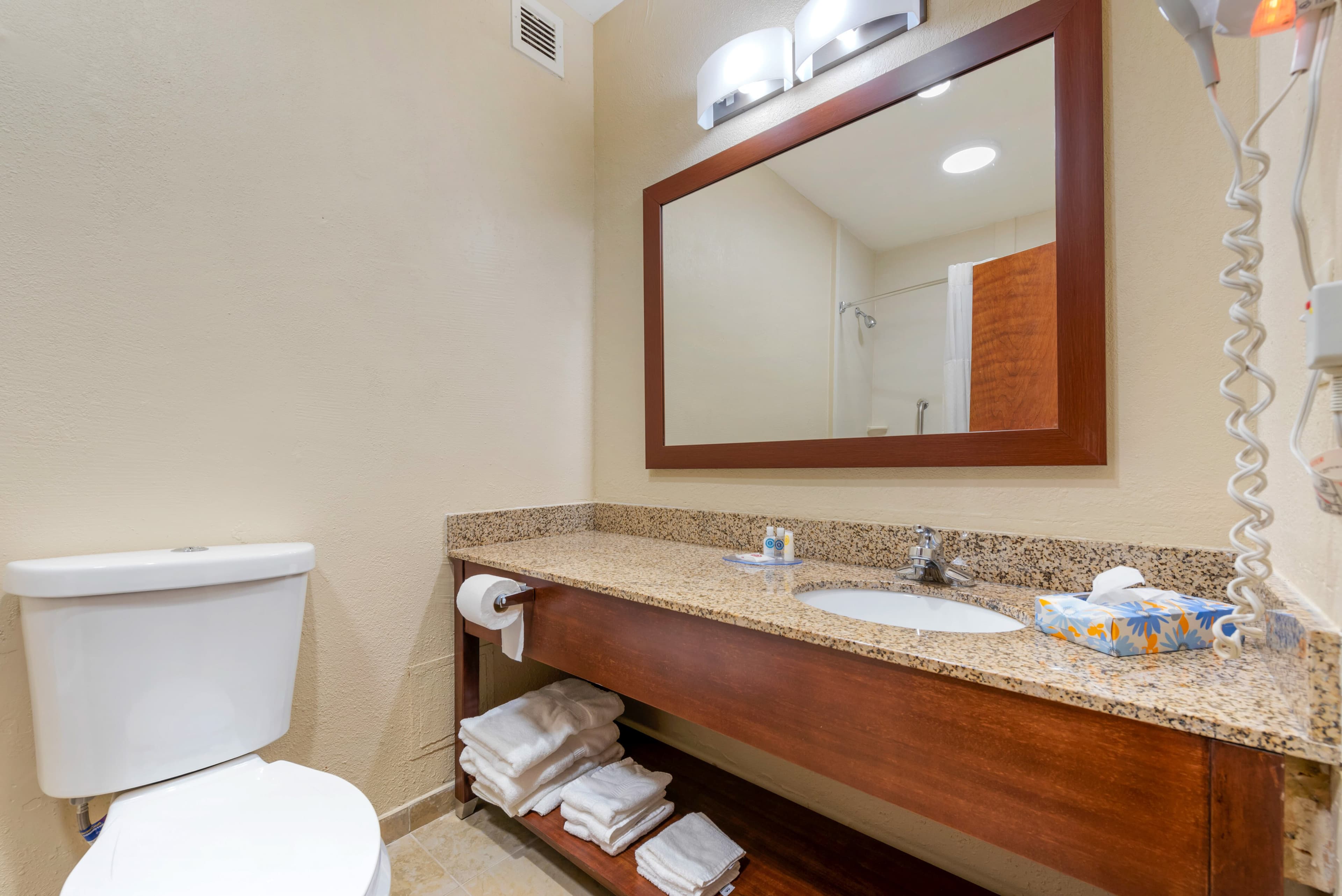 Comfort Inn & Suites Michigan City South — 35