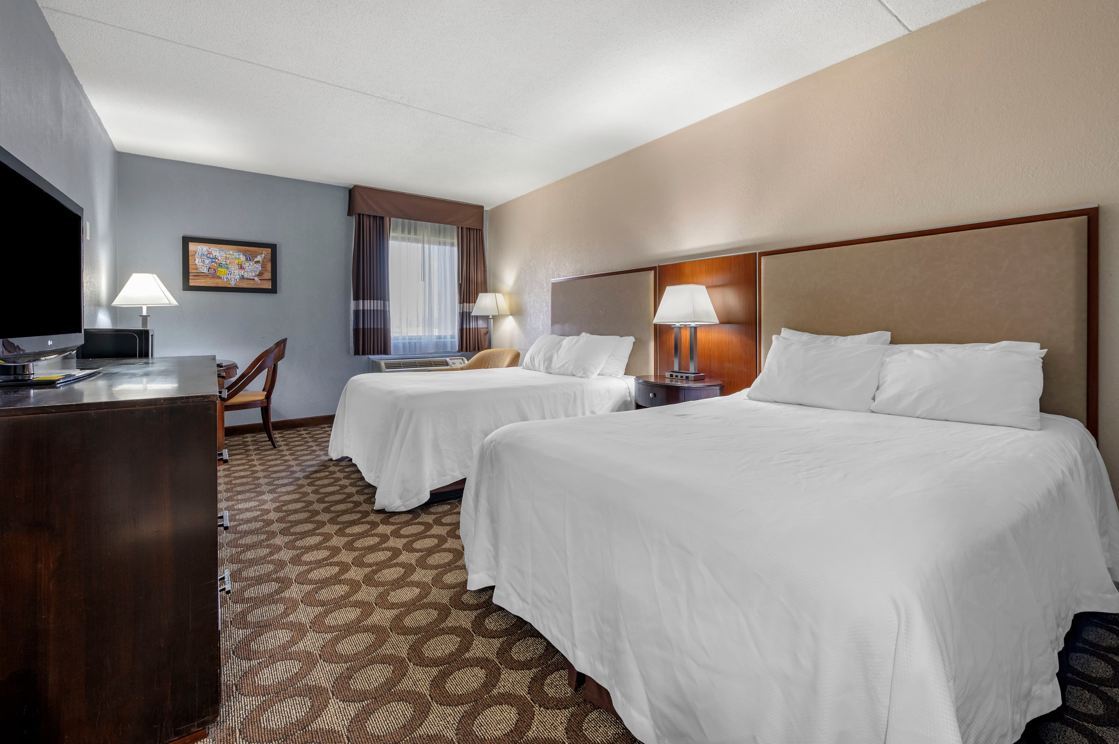 Econo Lodge Lafayette near University — 8