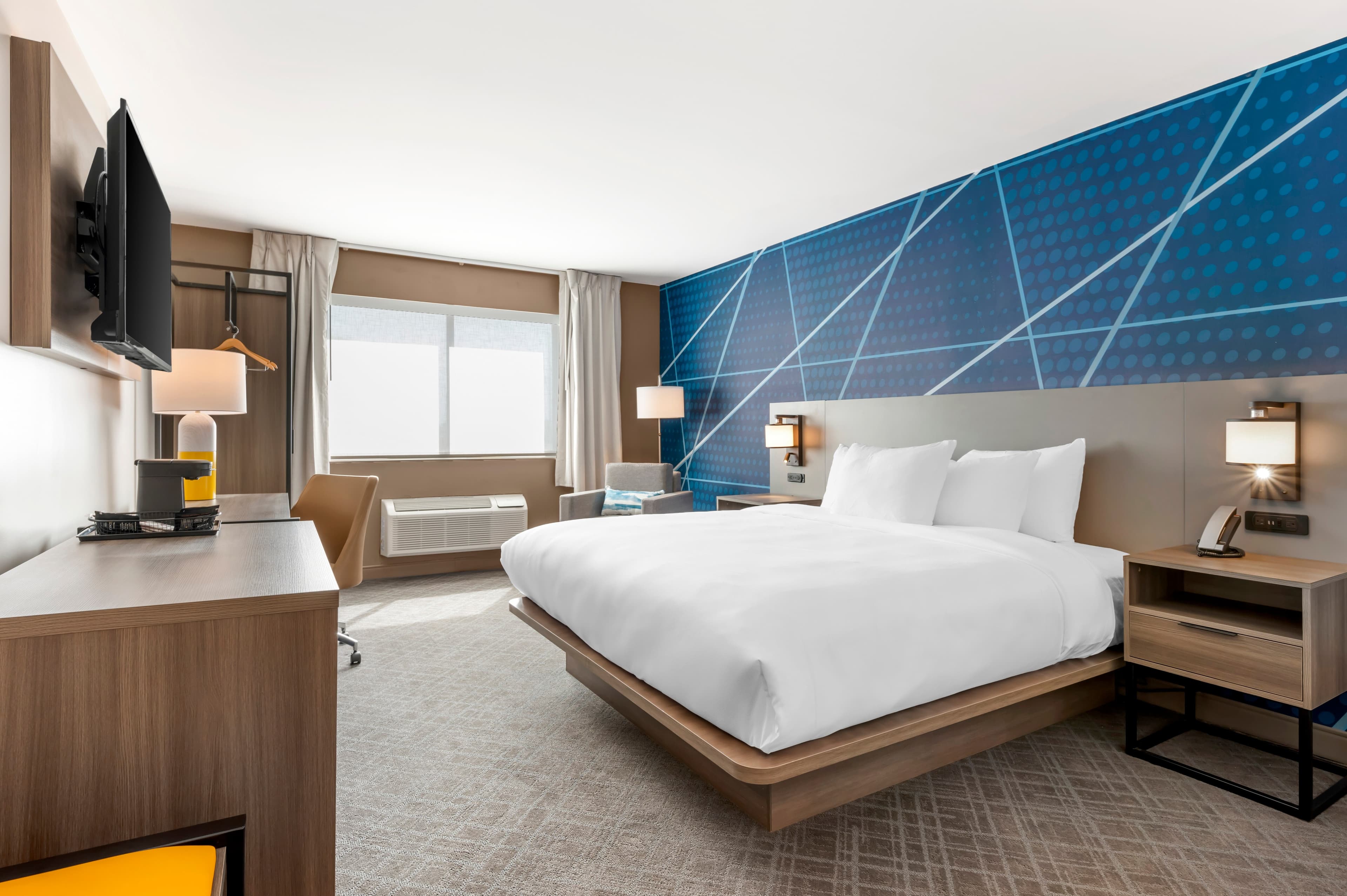 Comfort Inn Kendallville East — 6