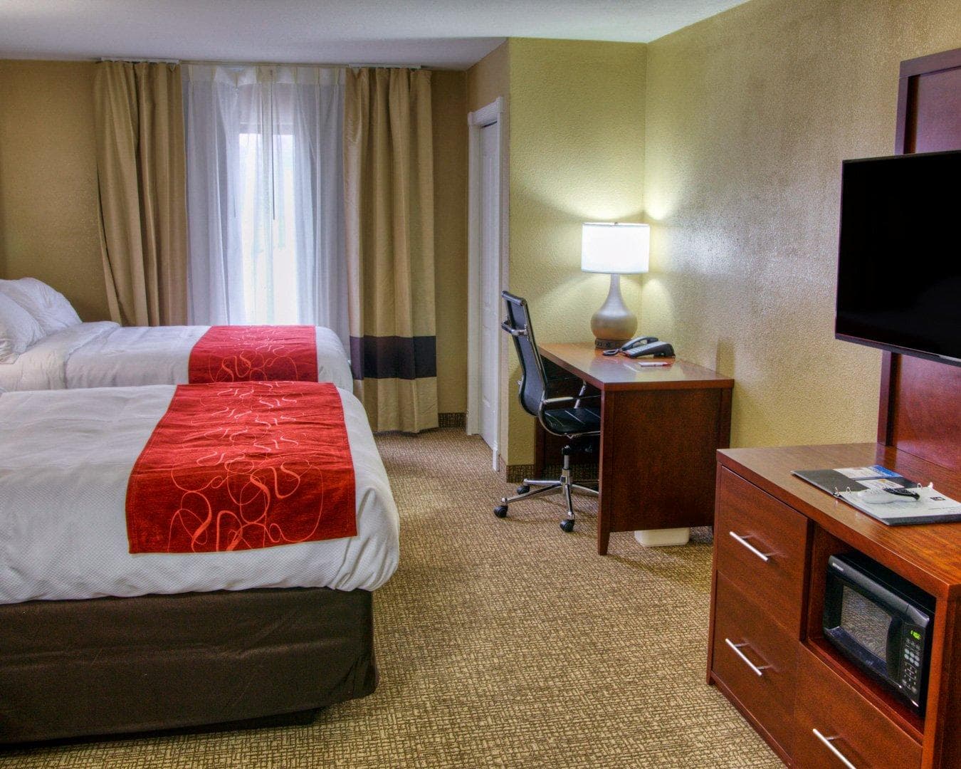Comfort Suites Plymouth near US-30 — 11