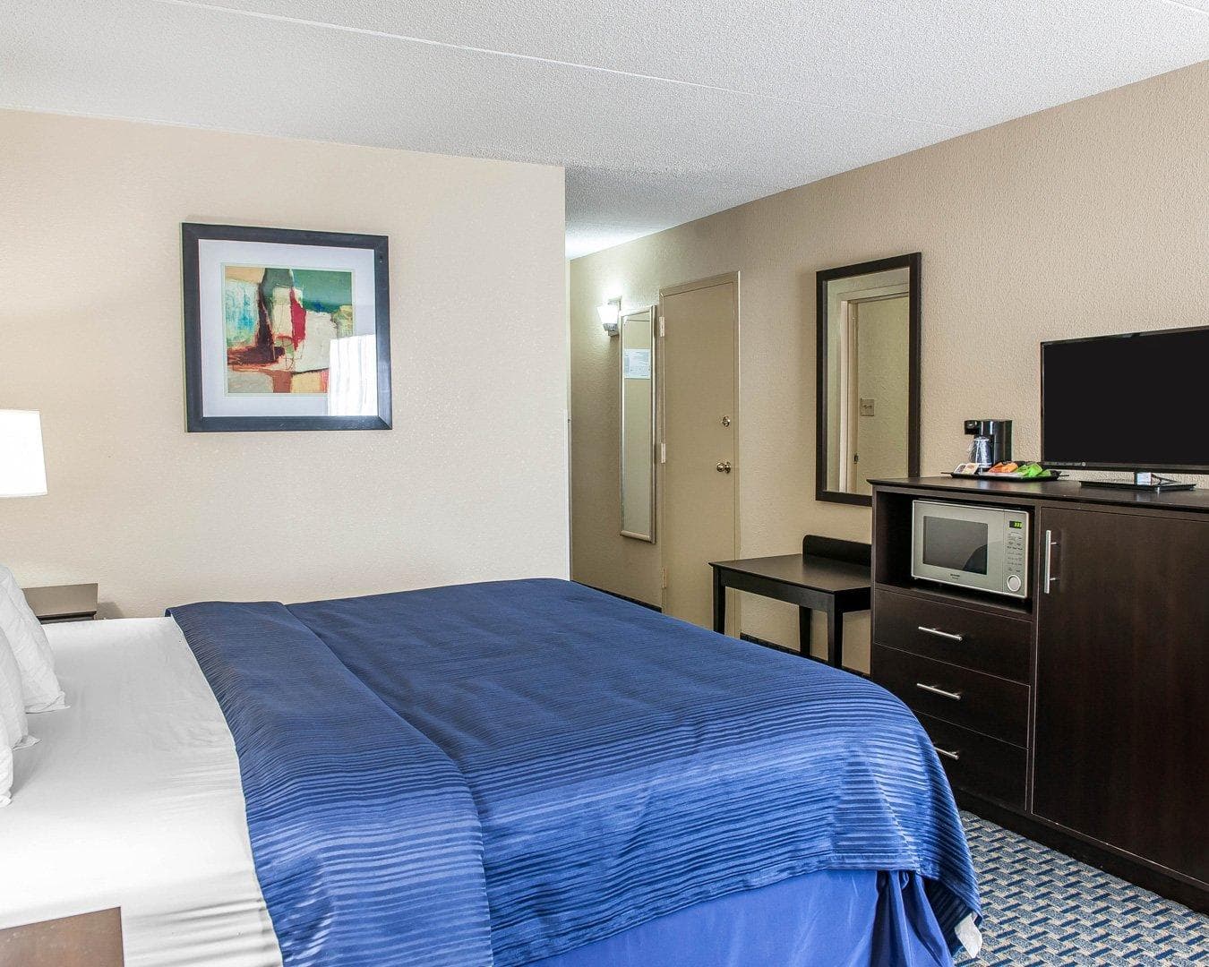 Quality Inn Terre Haute University Area - Image 3
