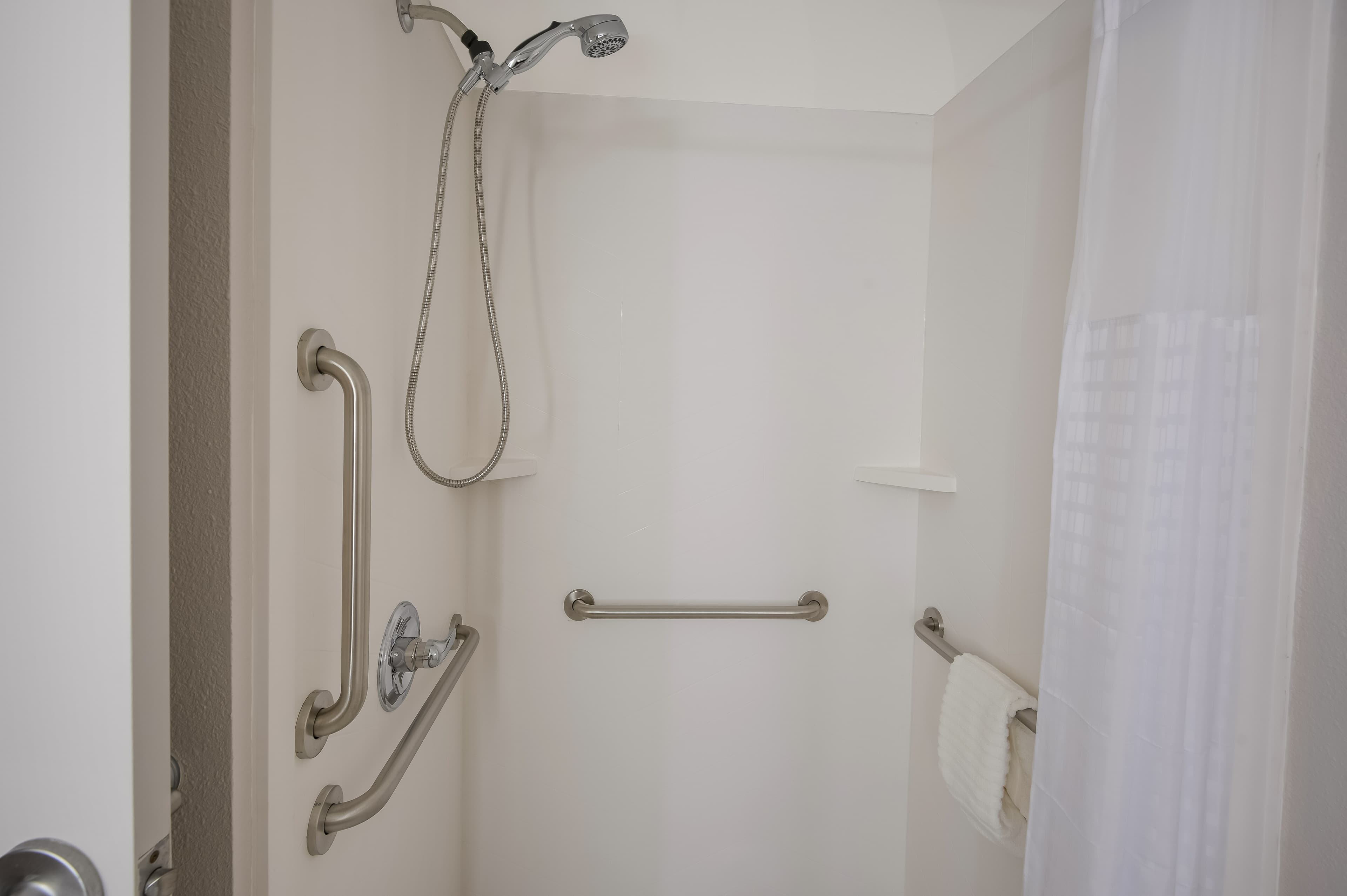Comfort Inn & Suites Fishers - Indianapolis — 9