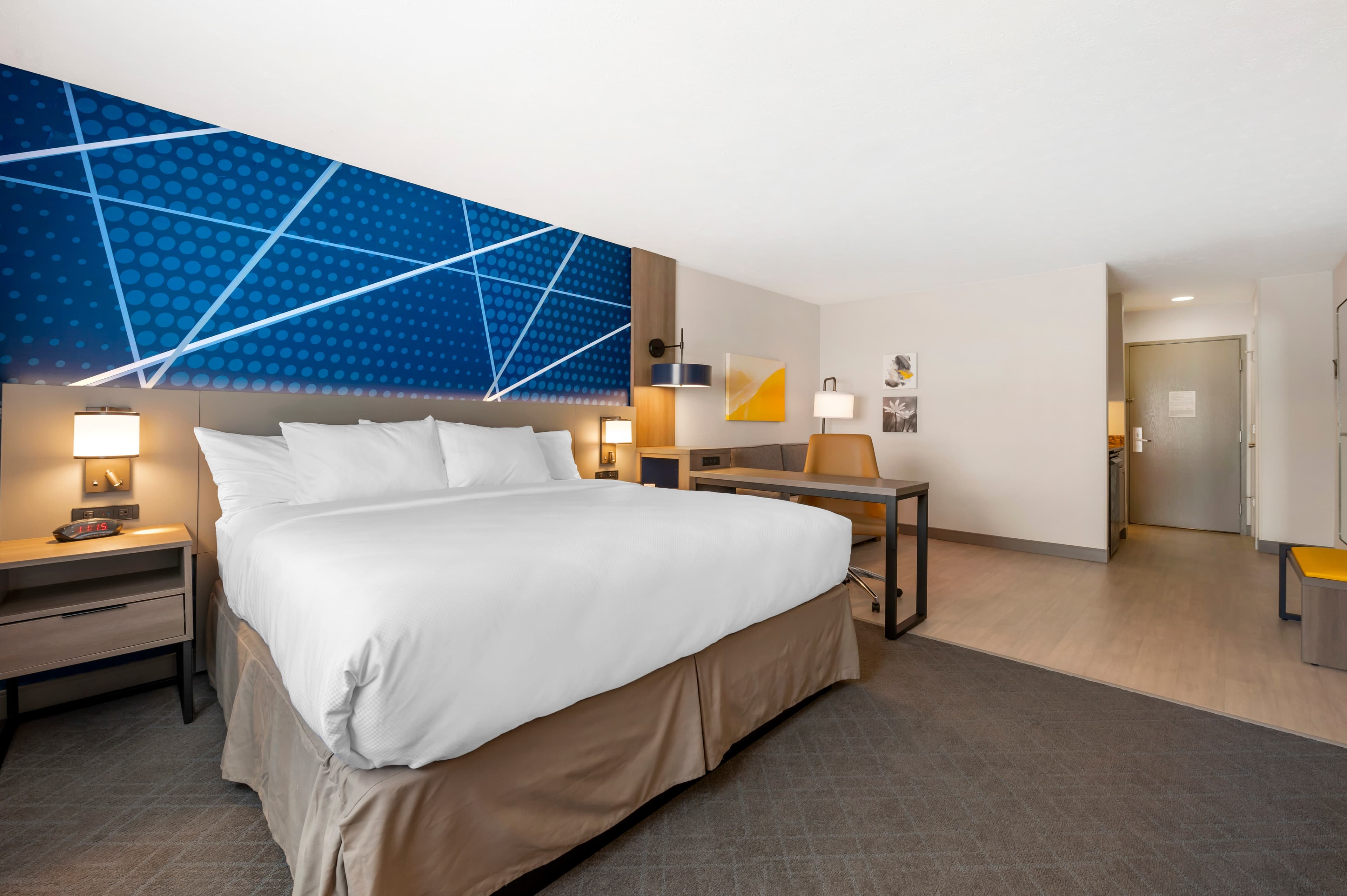 Comfort Inn Edinburgh - Columbus — 8