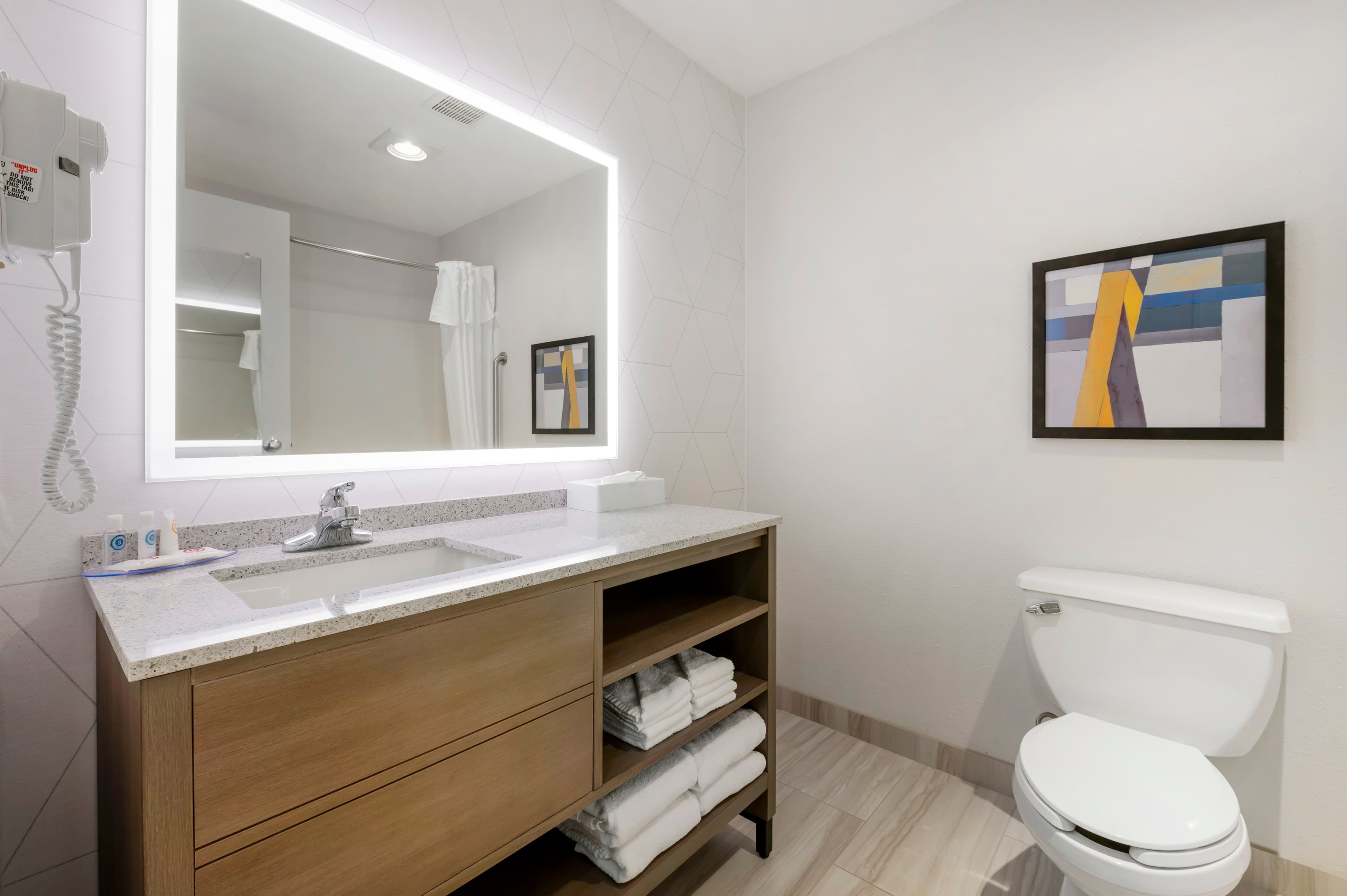 Comfort Inn Edinburgh - Columbus — 7
