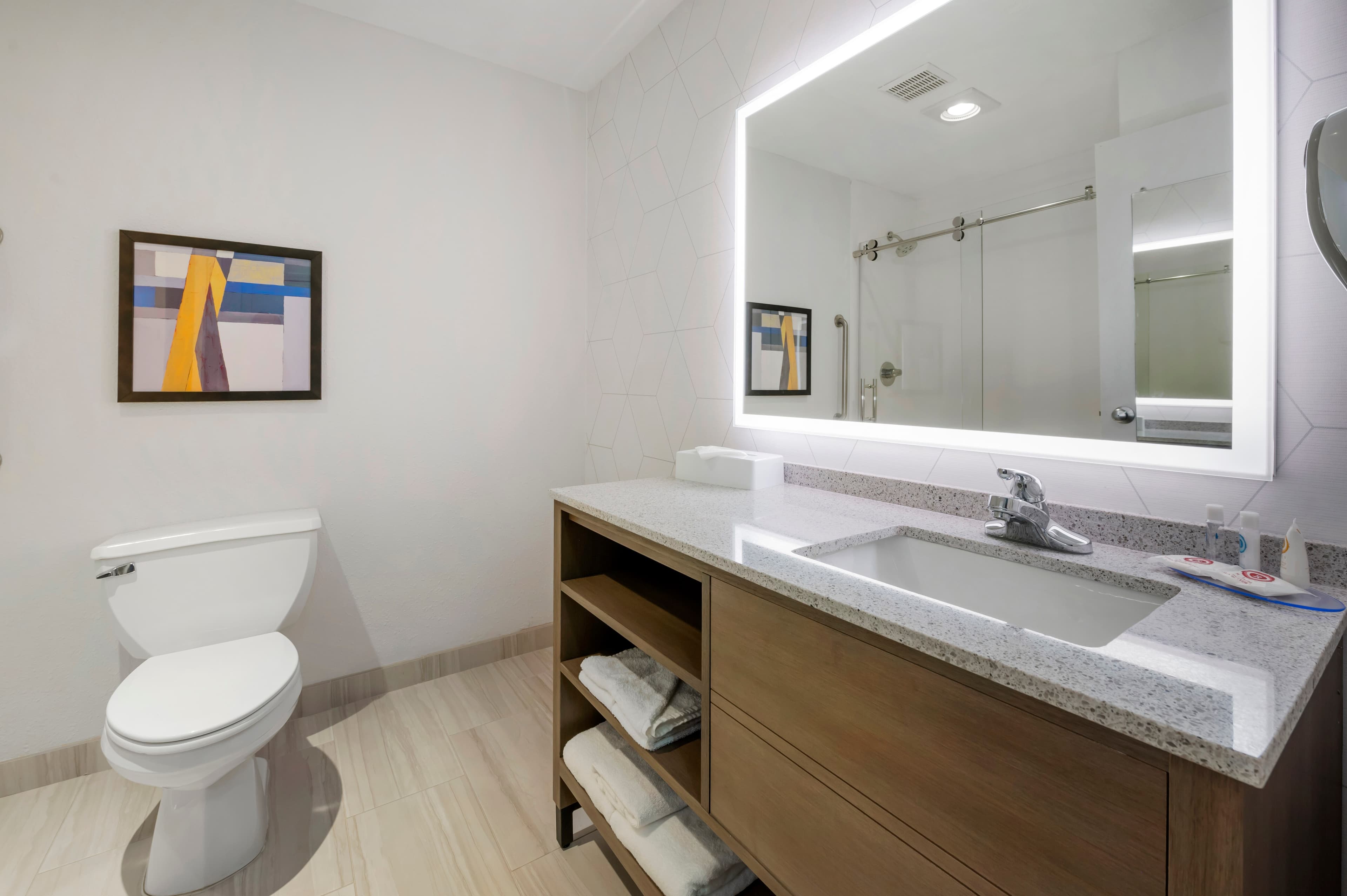 Comfort Inn Edinburgh - Columbus — 22