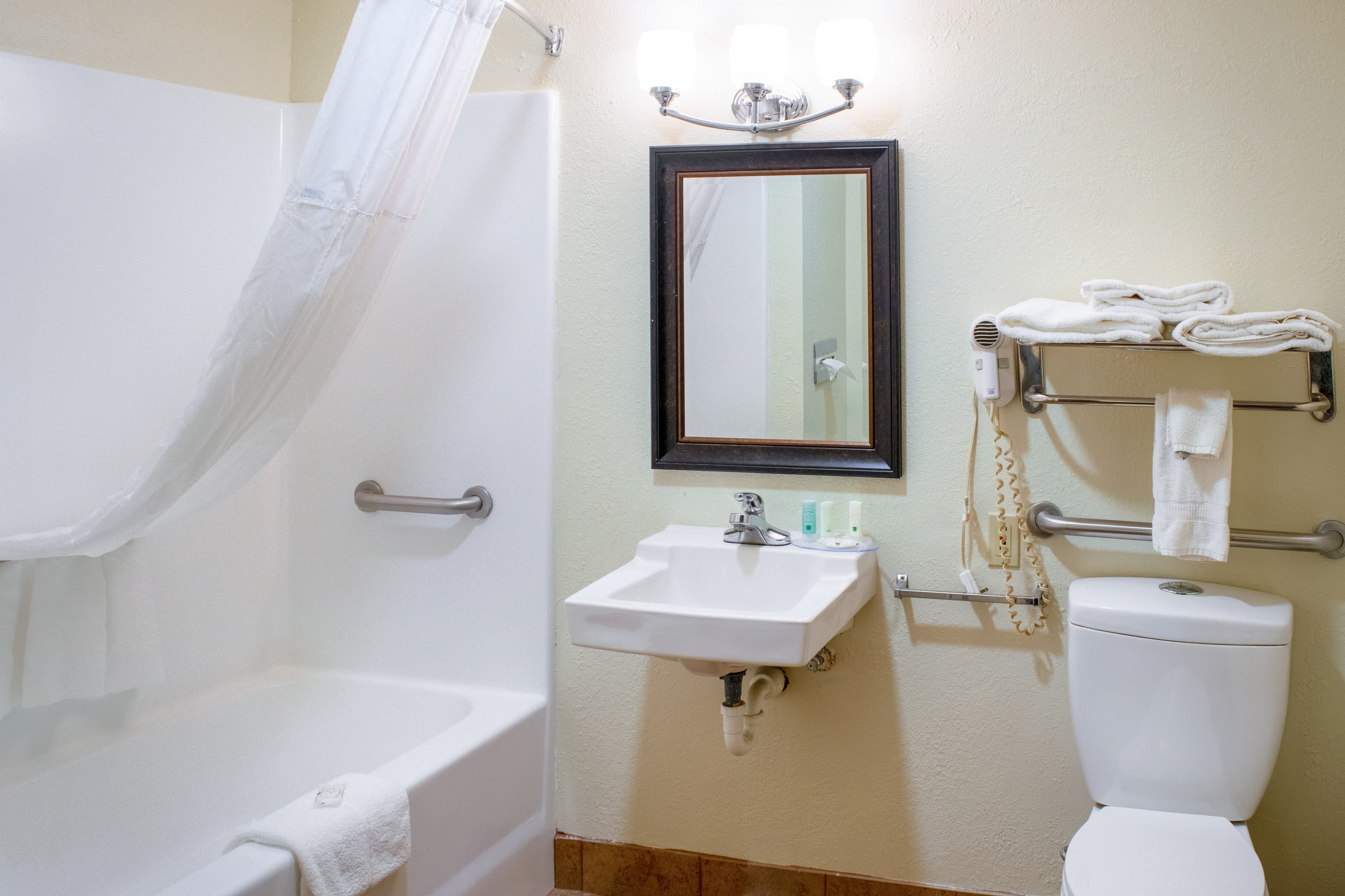 Quality Inn Plainfield - Indianapolis West - Image 4