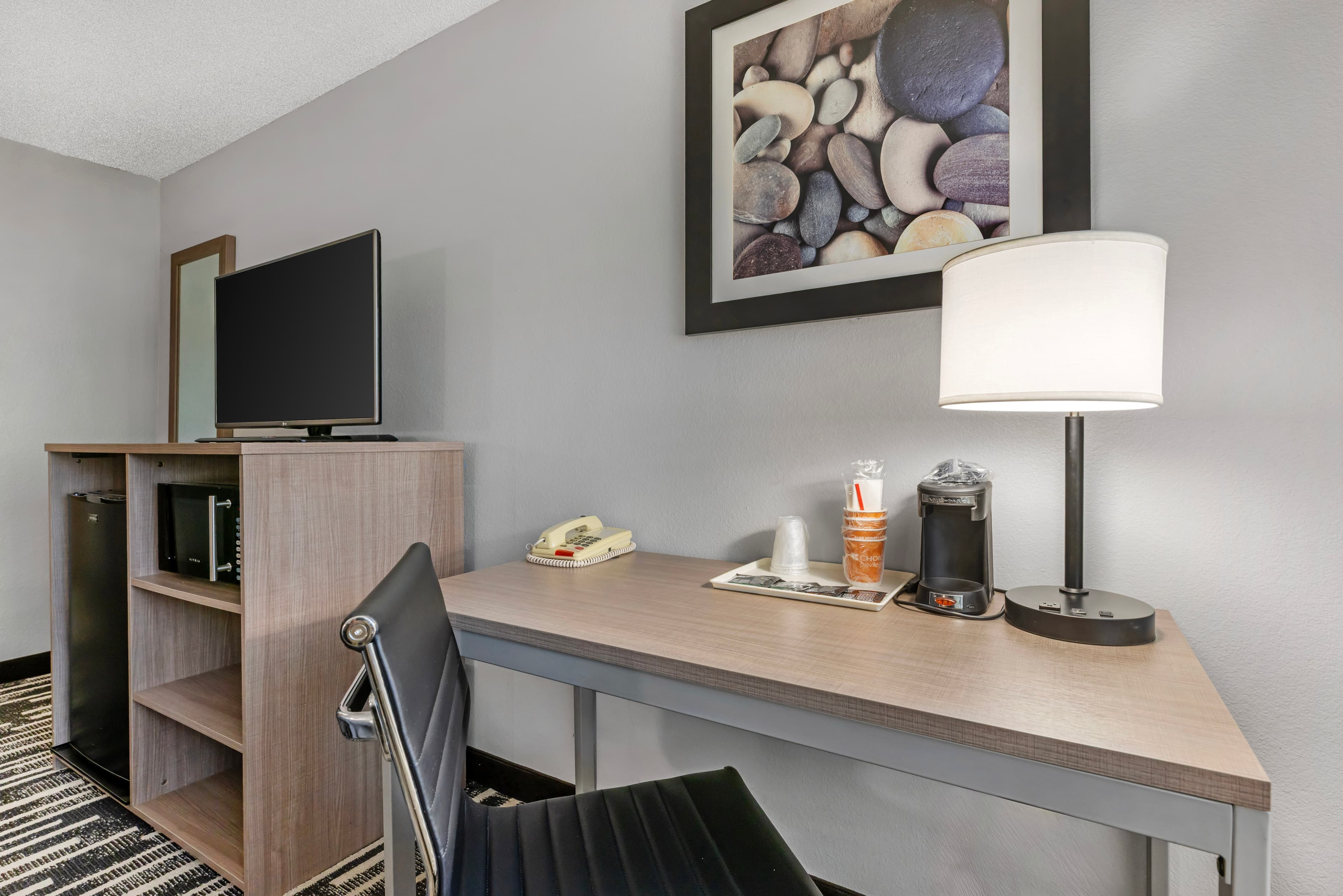 Quality Inn Chesterton near Indiana Dunes National Park I-94 — 12