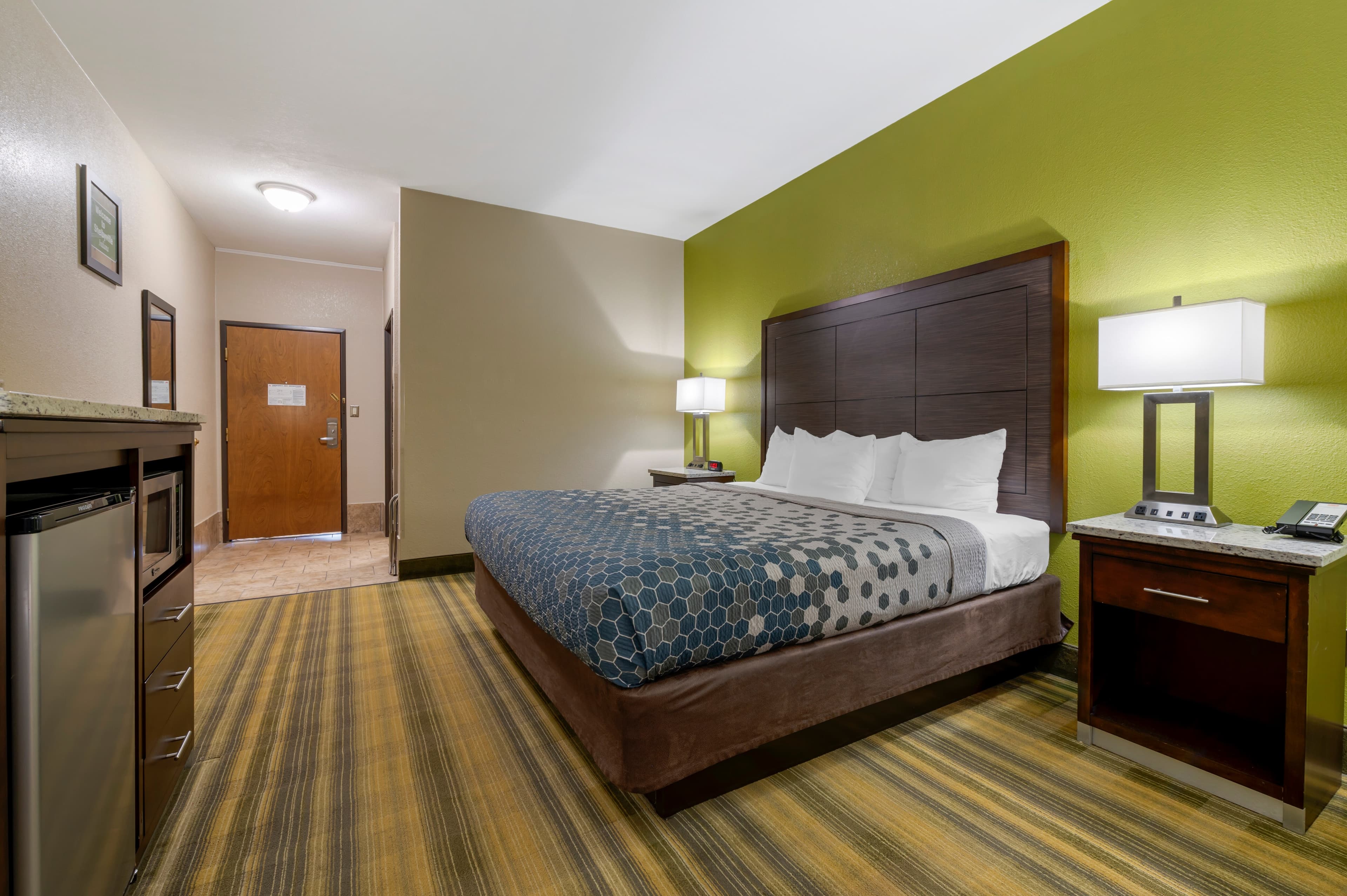 Econo Lodge Shelbyville North — 11
