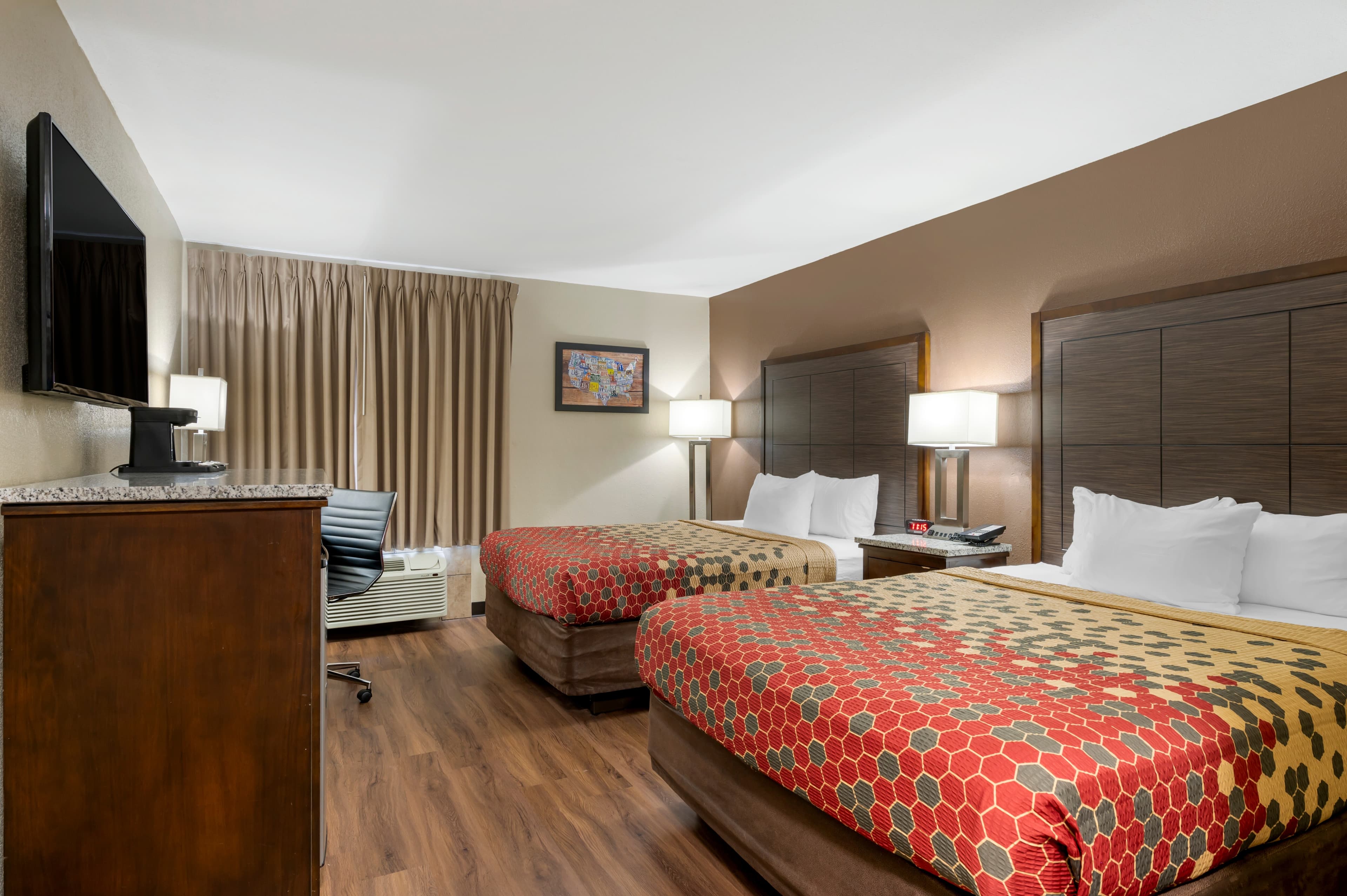 Econo Lodge Shelbyville North — 14