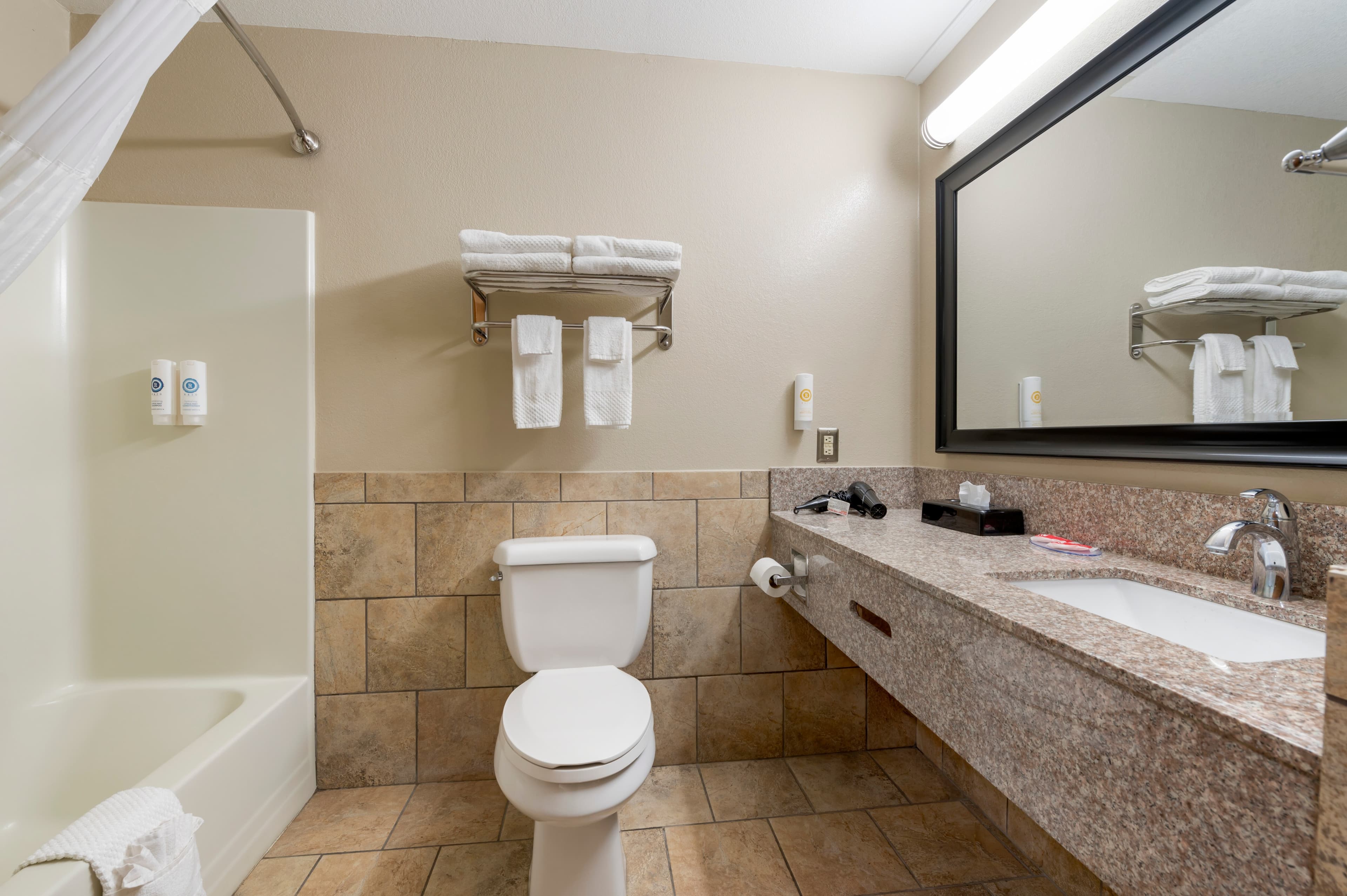Econo Lodge Shelbyville North — 18