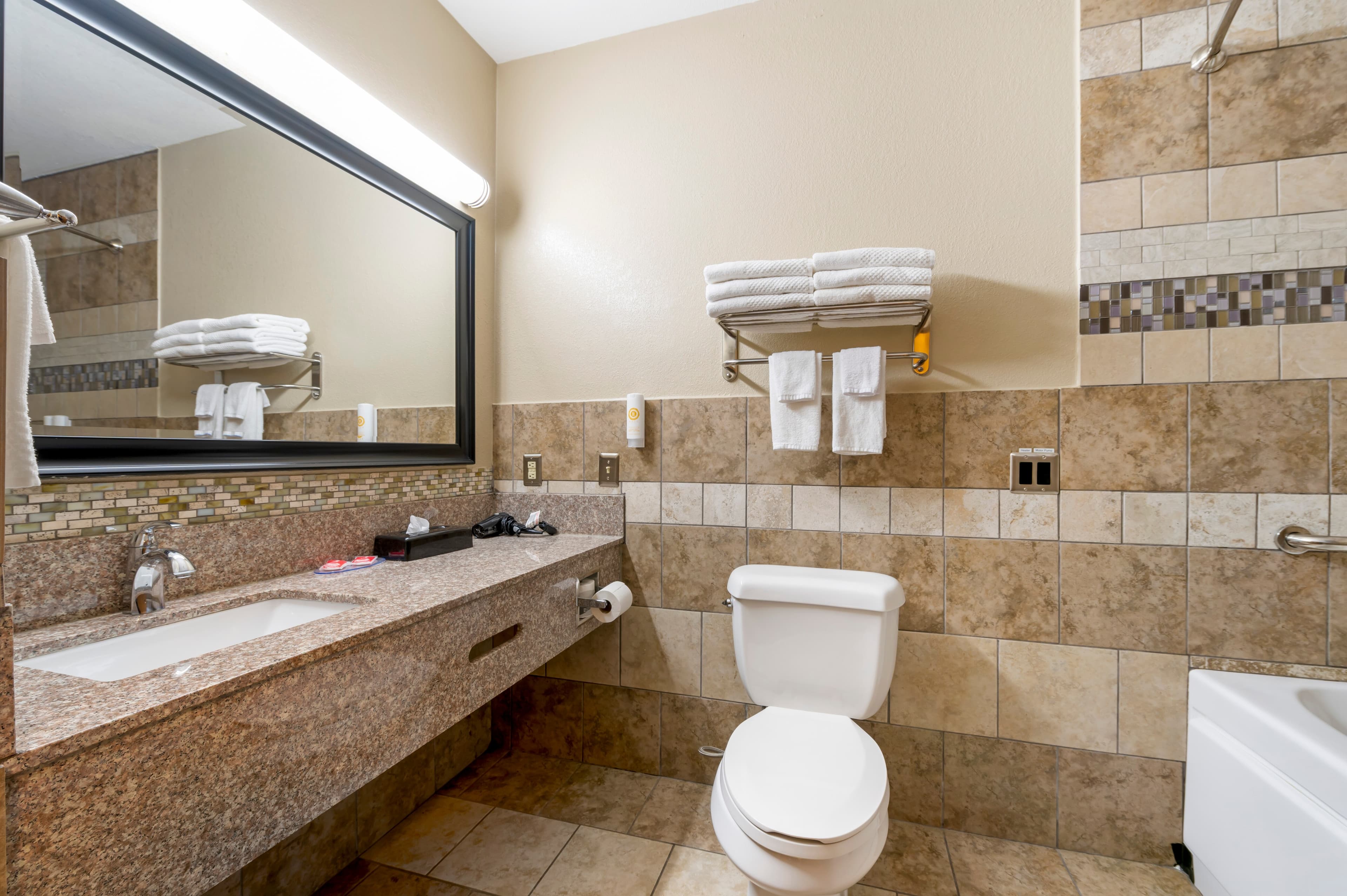 Econo Lodge Shelbyville North — 24