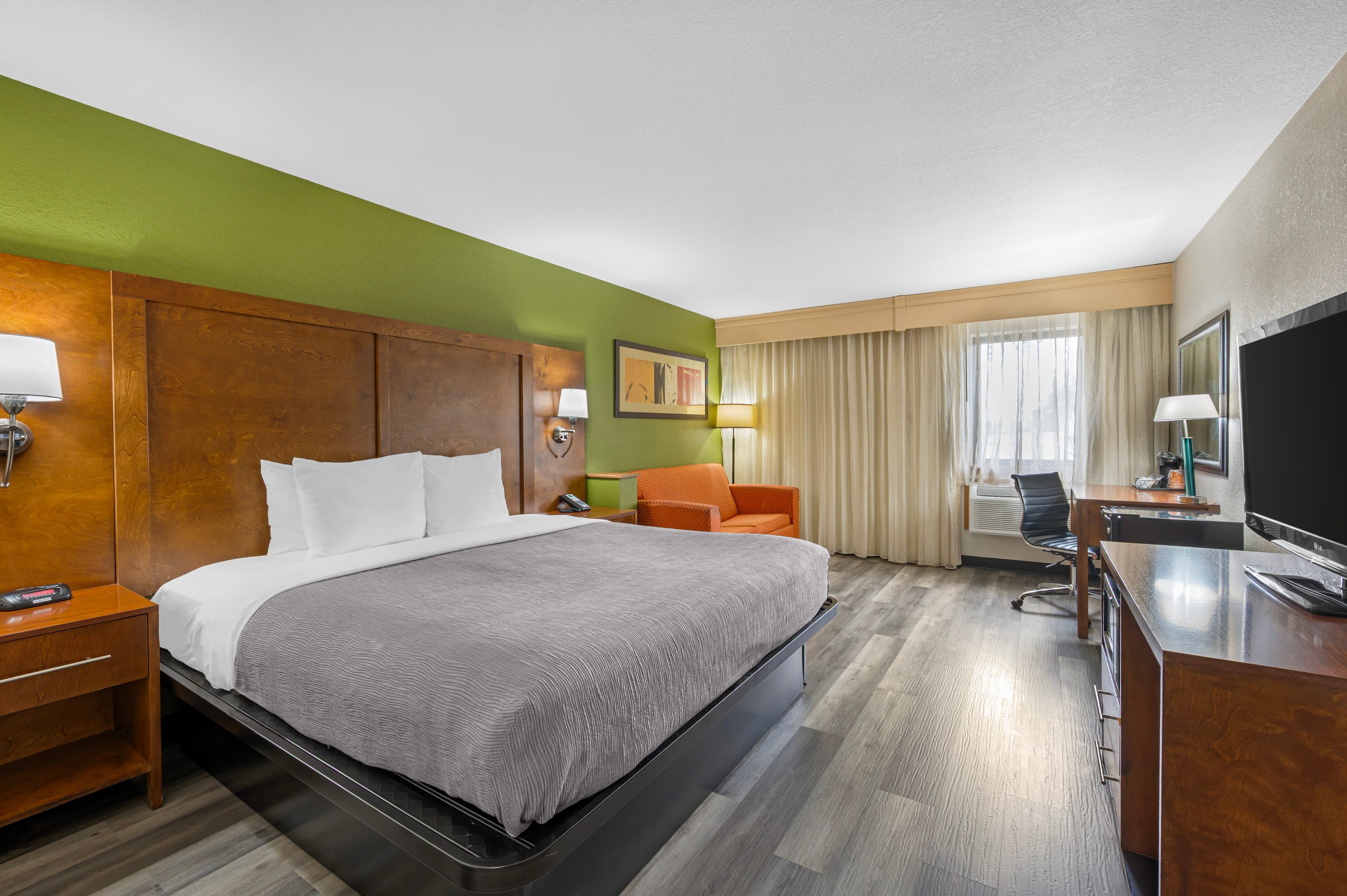 Quality Inn & Suites Goshen — 10