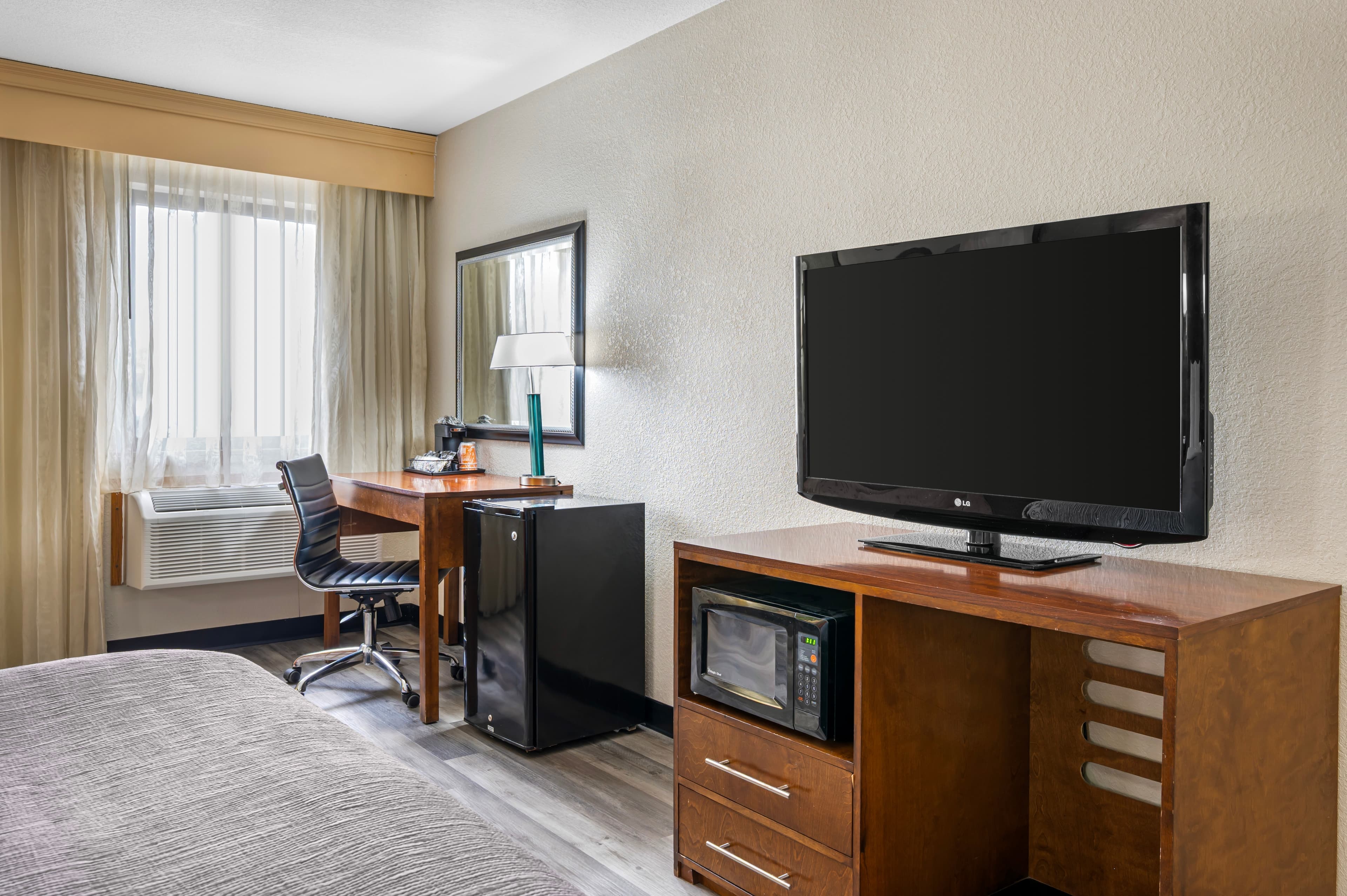 Quality Inn & Suites Goshen — 11