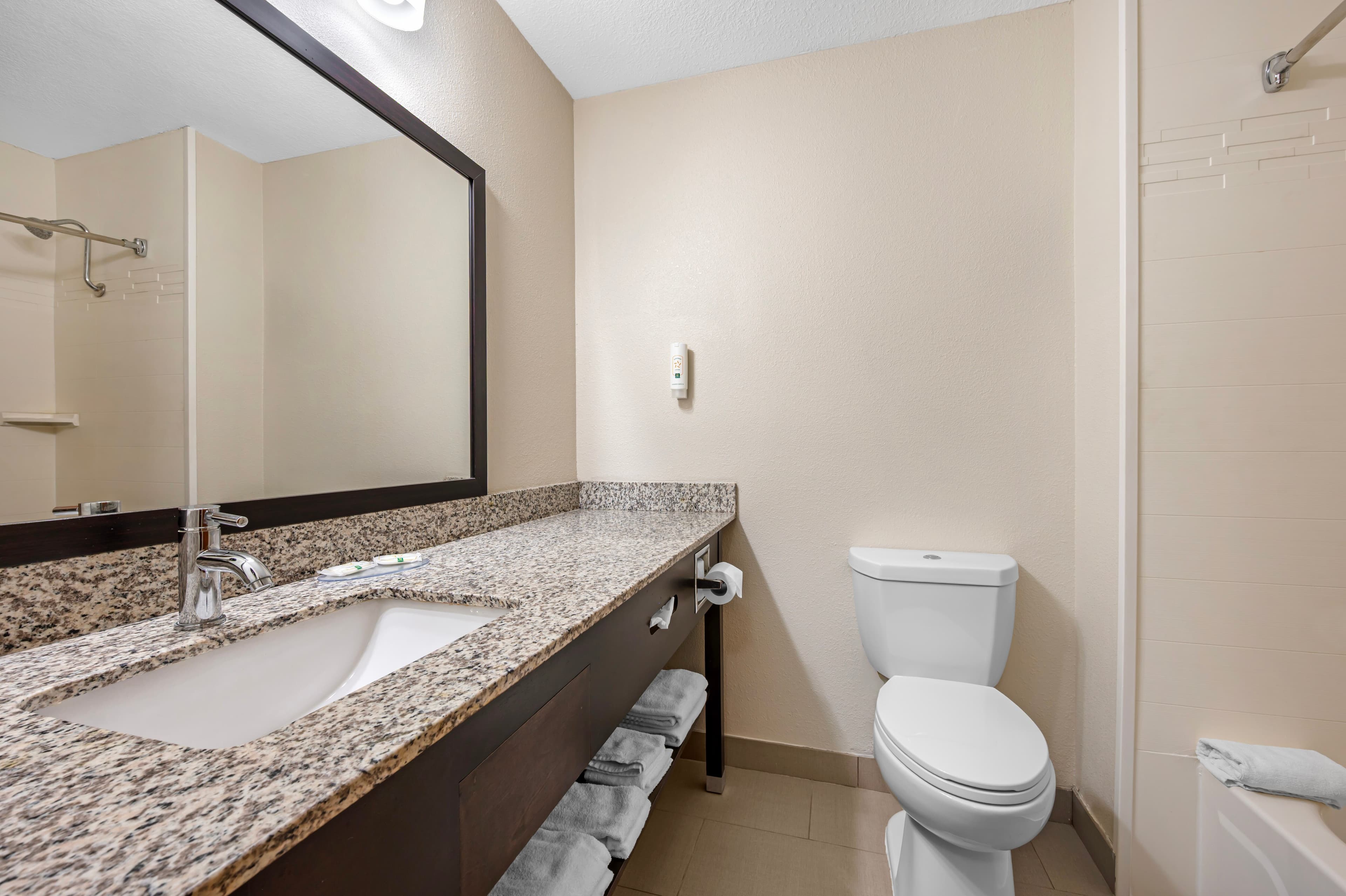 Quality Inn & Suites Goshen — 16