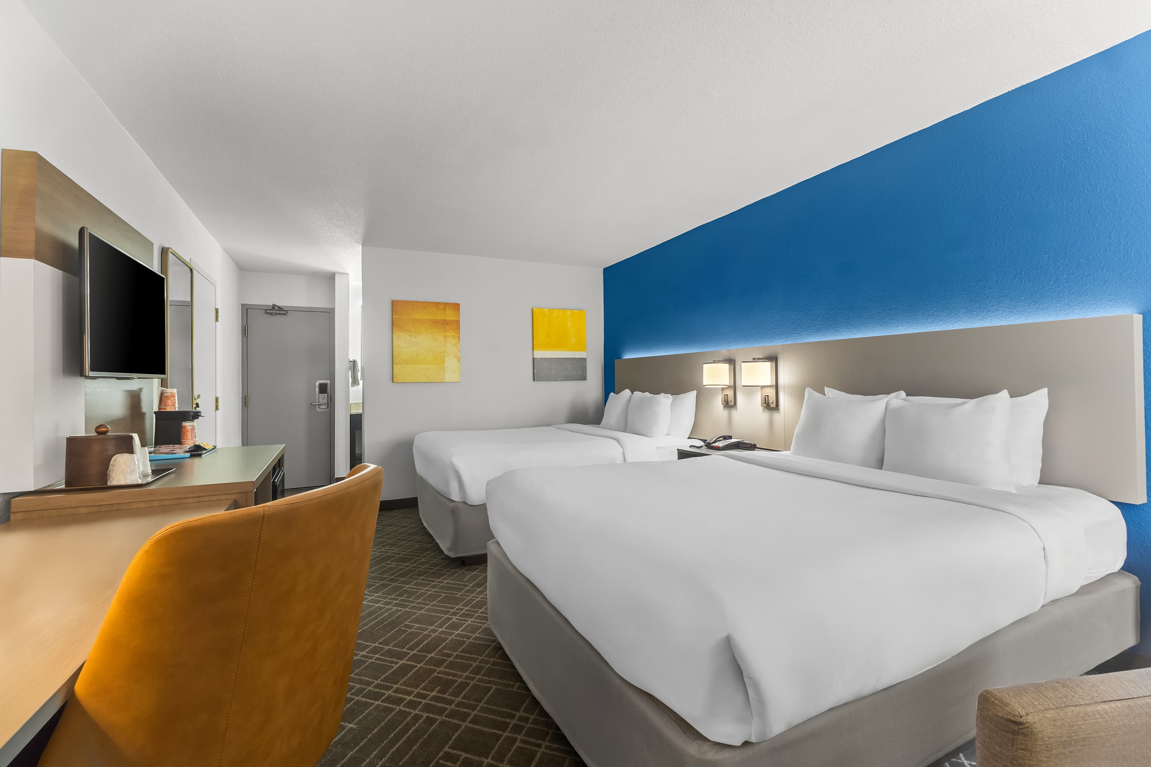 Comfort Inn & Suites Evansville Airport — 5