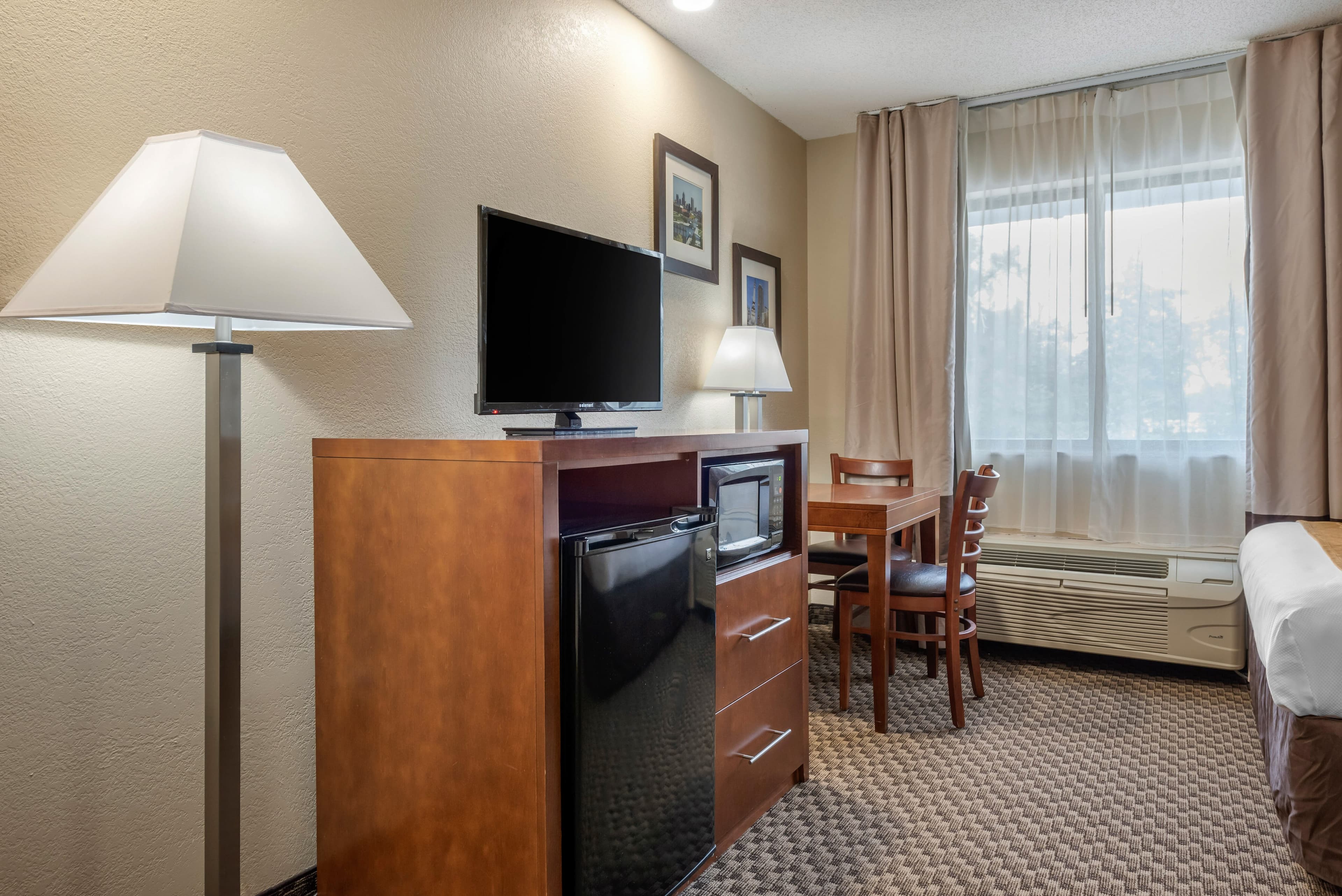 Comfort Inn Indianapolis South — 8