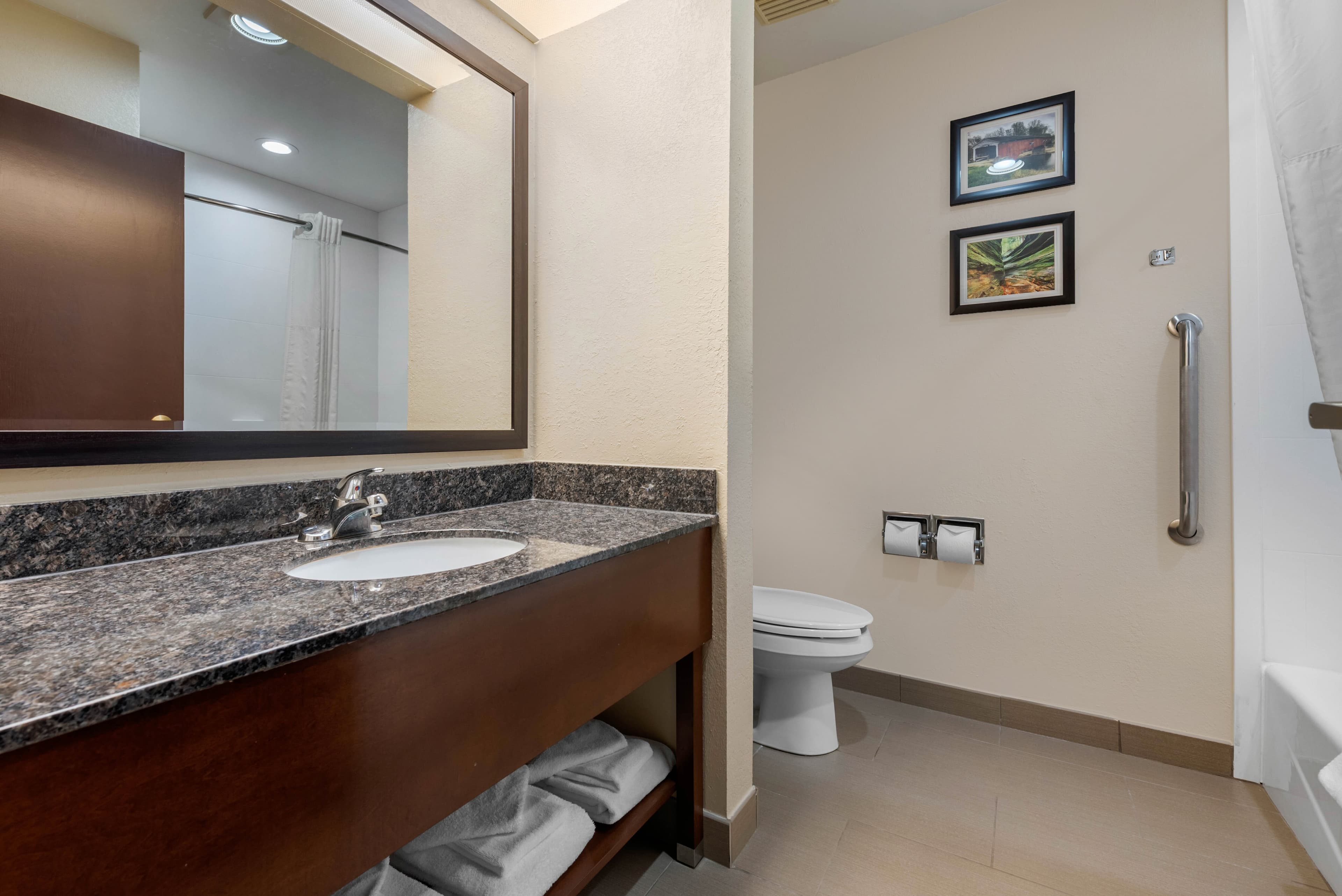 Comfort Suites Lafayette University Area — 15
