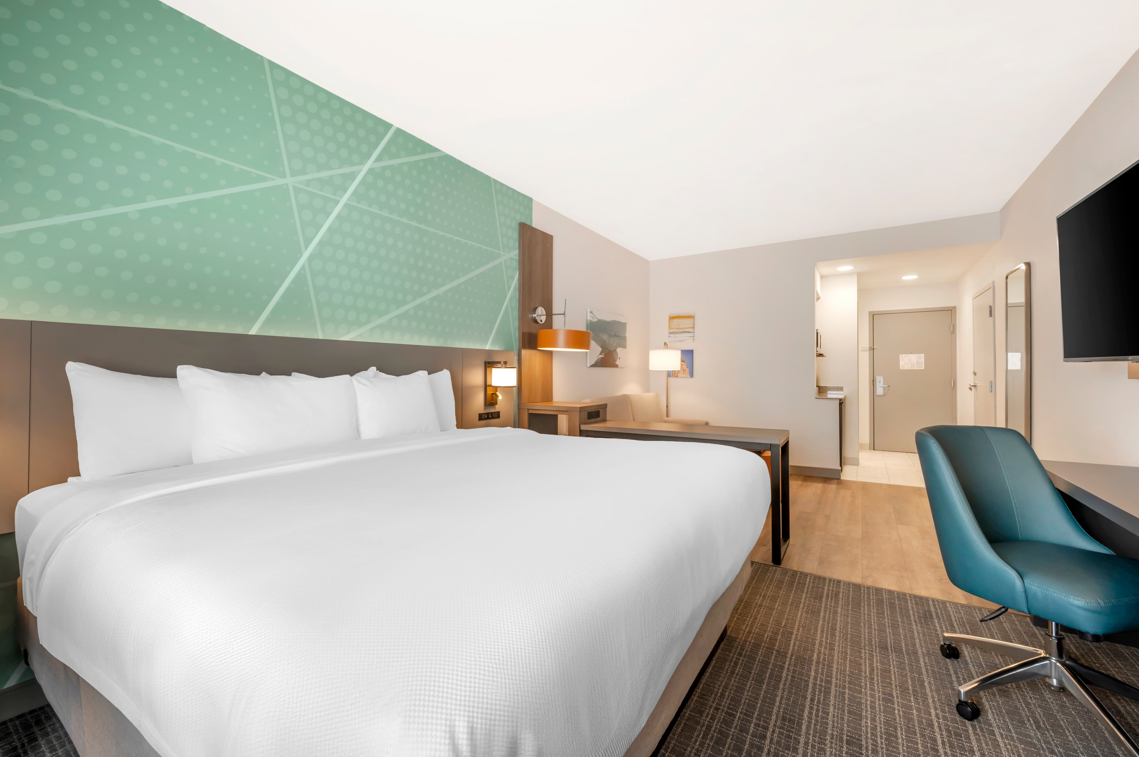 Comfort Suites Fort Wayne - Southwest - Image 2