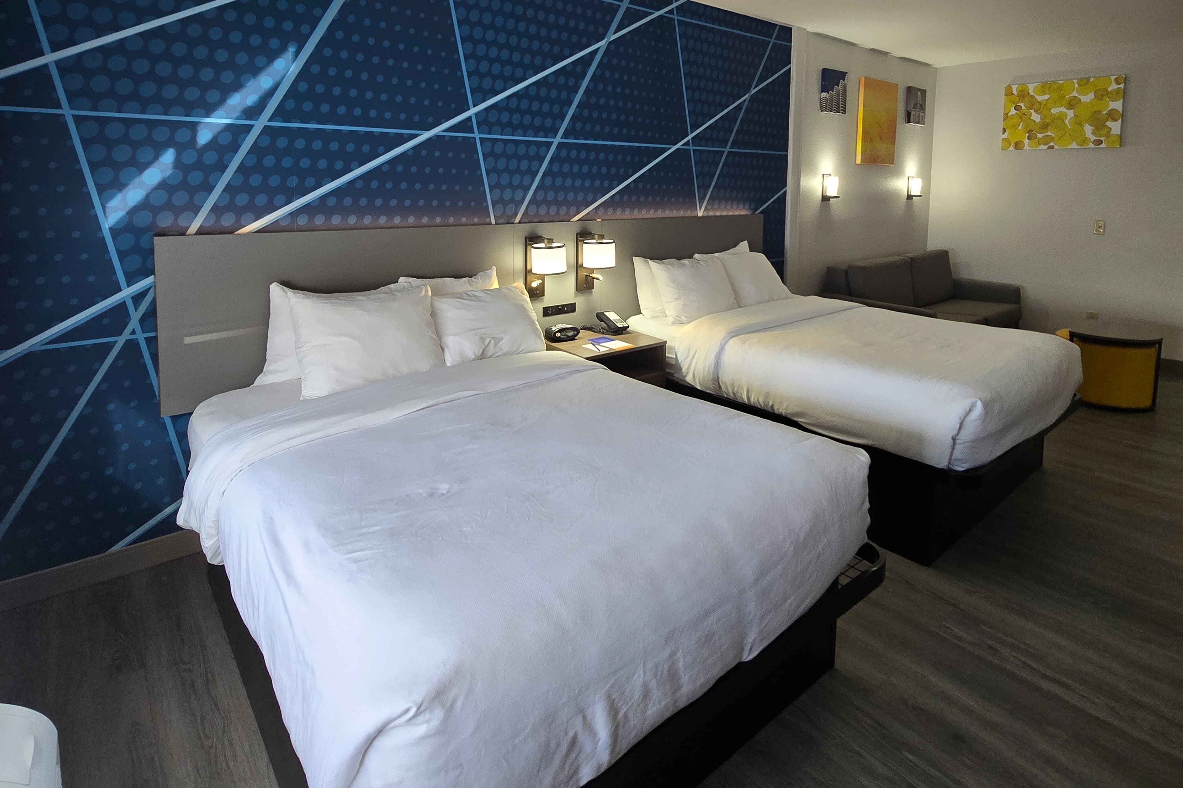 Comfort Suites Terre Haute University Area — 9