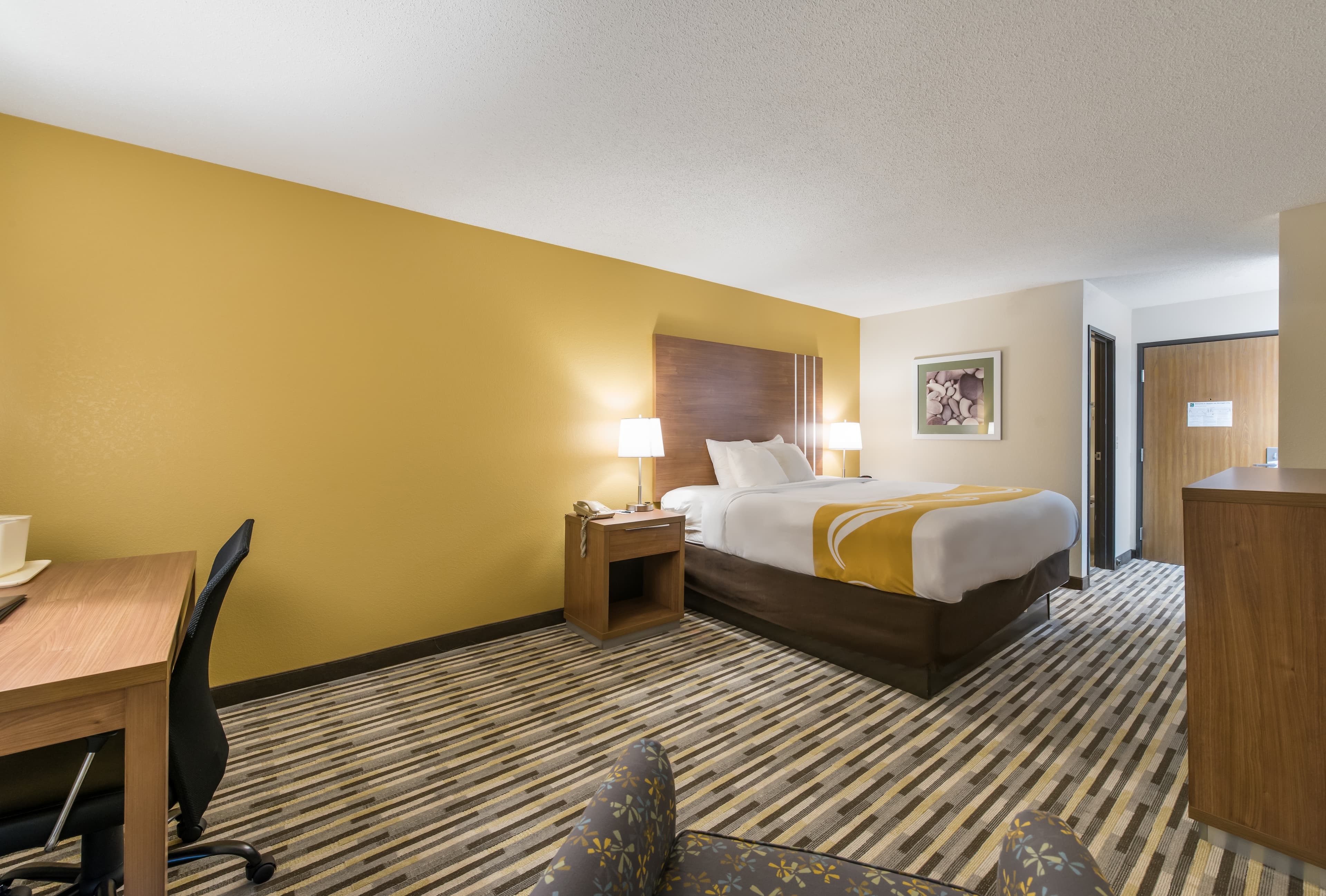 Quality Inn Michigan City South - Image 5