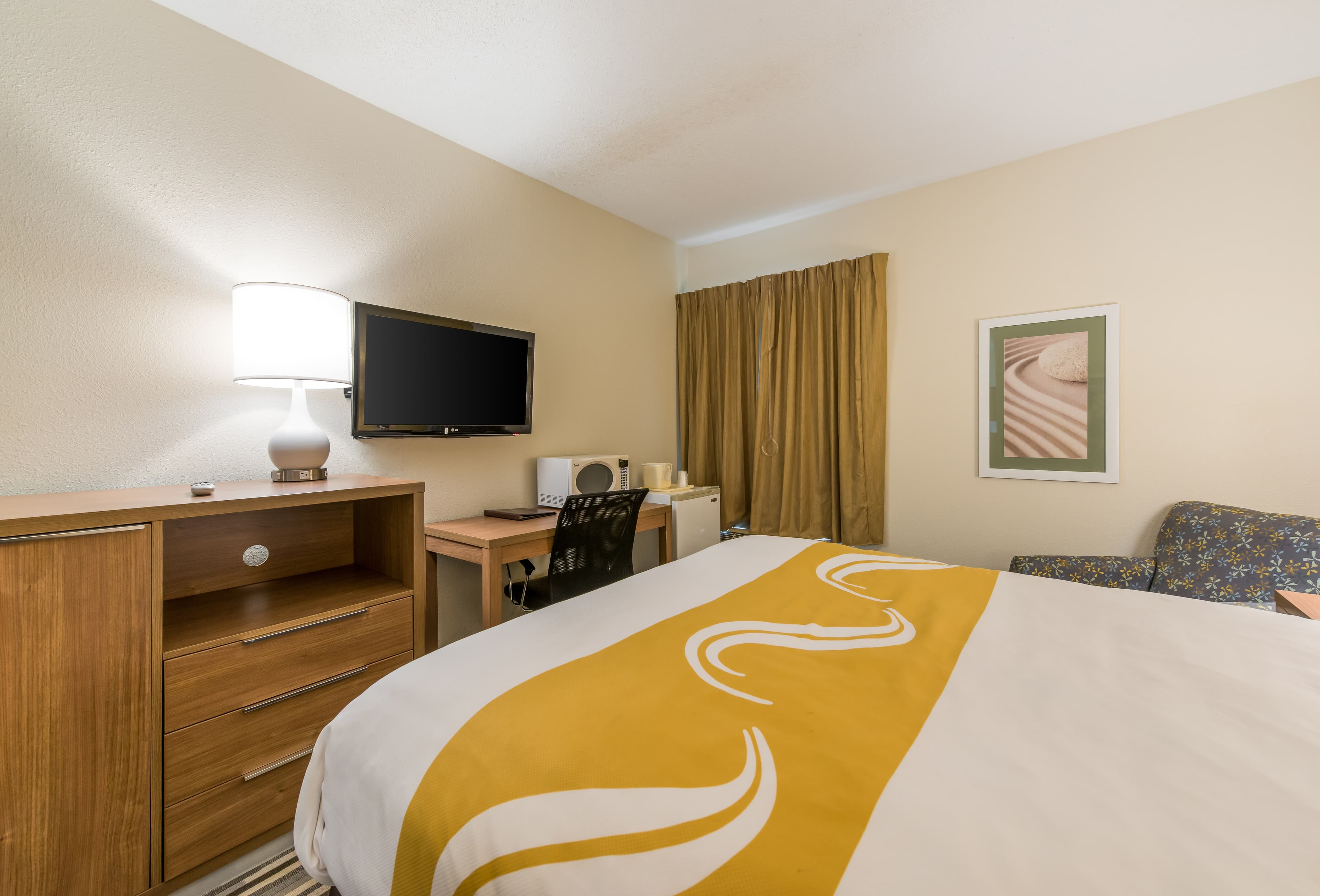 Quality Inn Michigan City South — 8