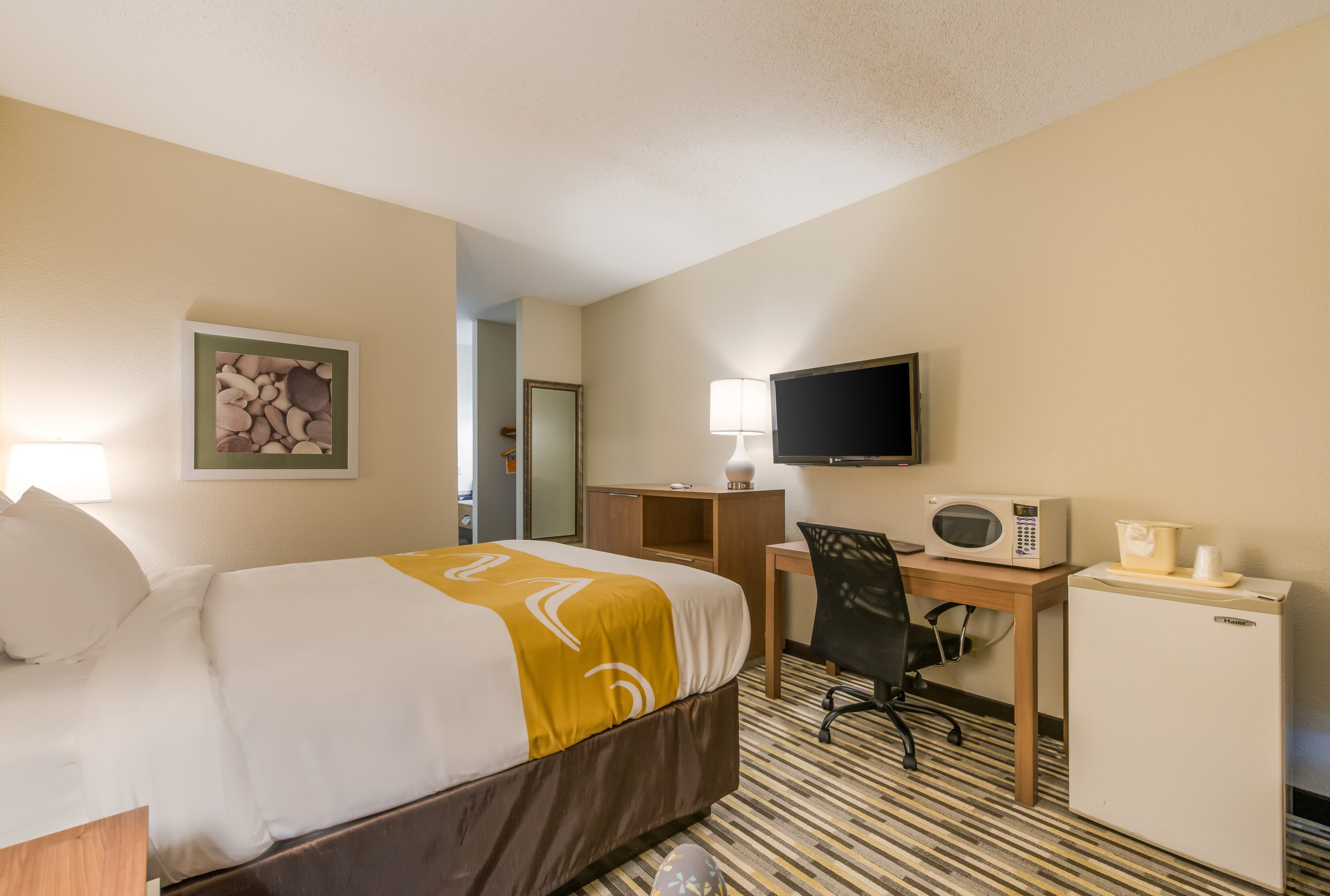 Quality Inn Michigan City South — 9