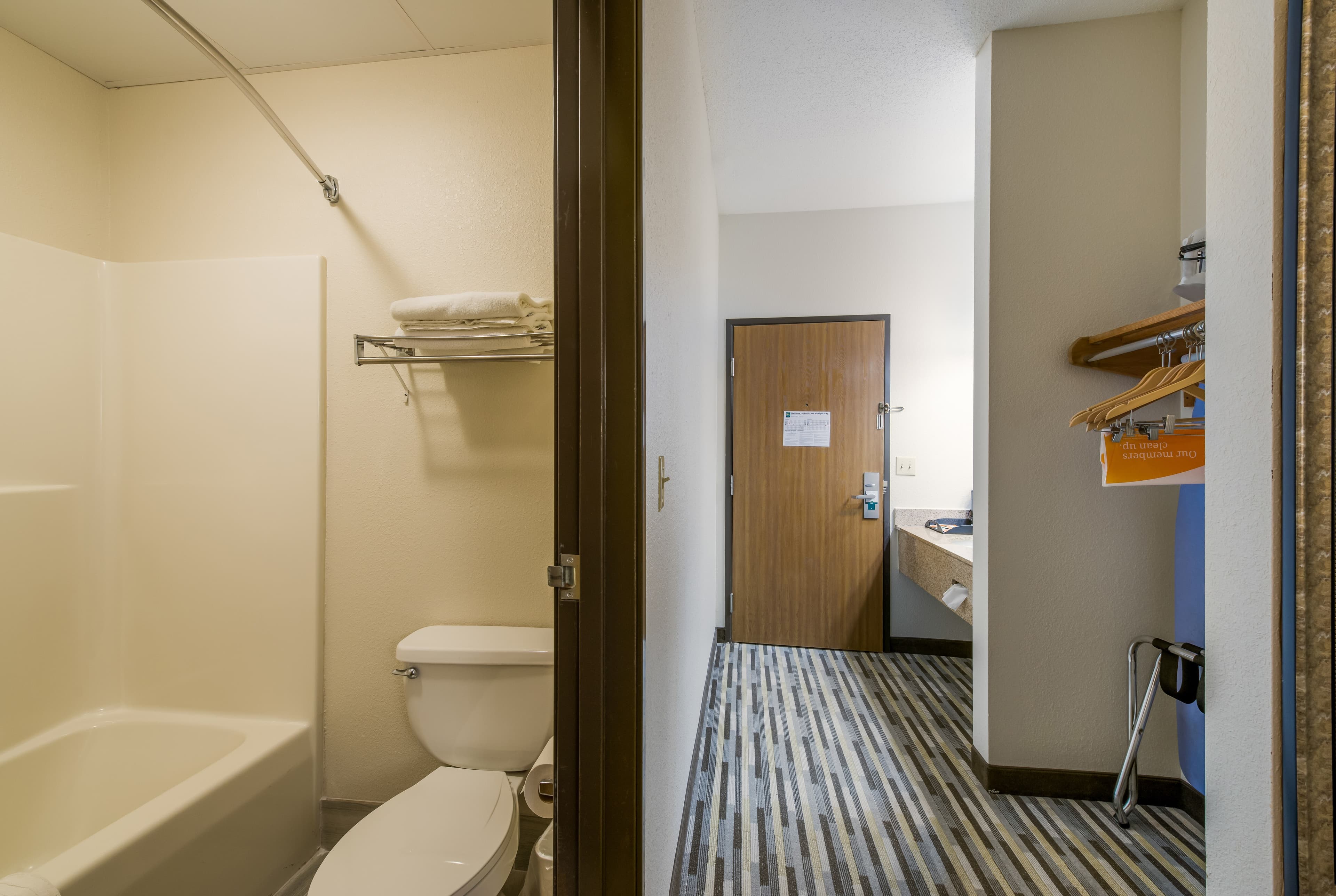 Quality Inn Michigan City South — 10