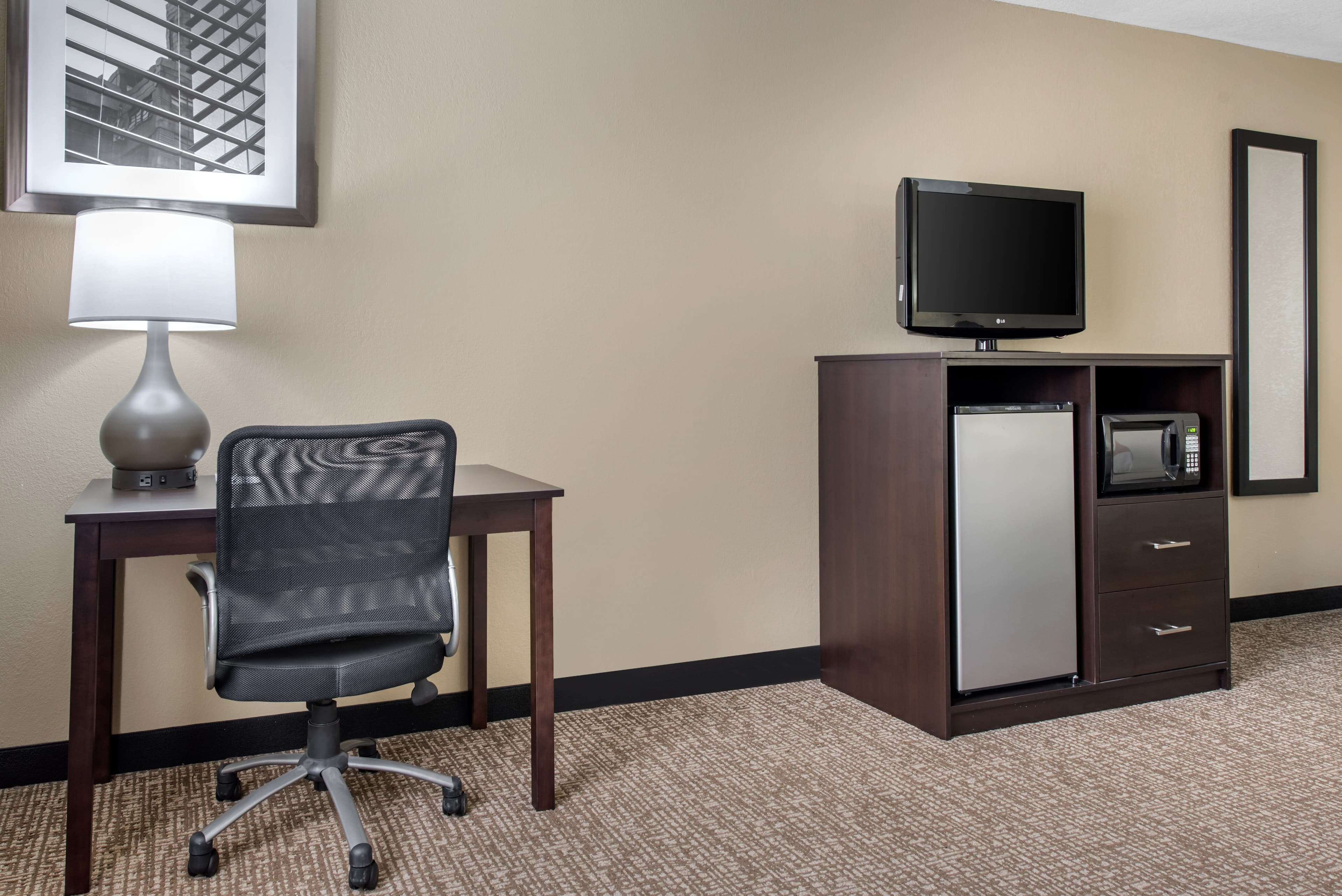 Quality Inn & Suites Lebanon I-65 - Image 4
