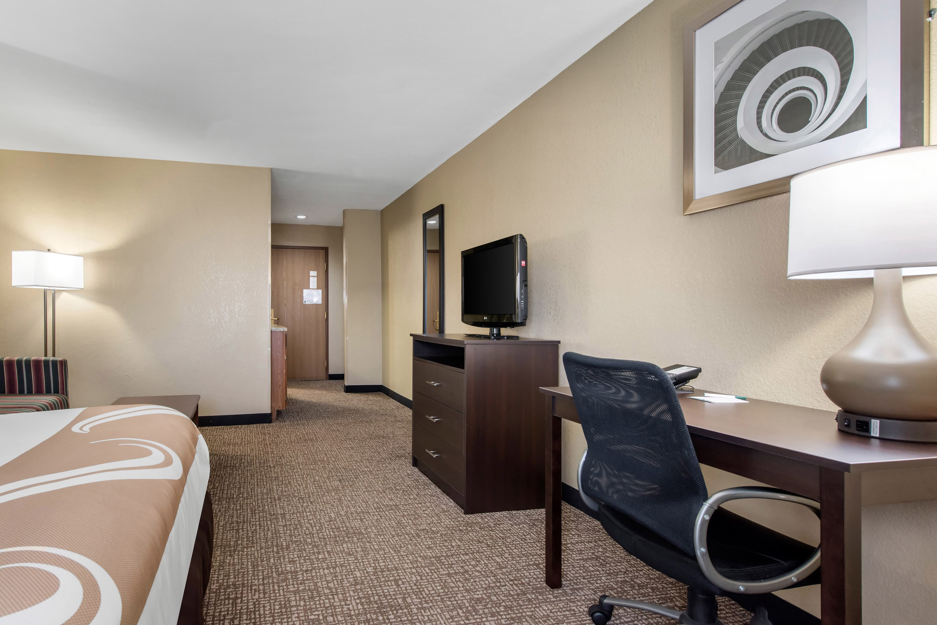 Quality Inn & Suites Lebanon I-65 — 12