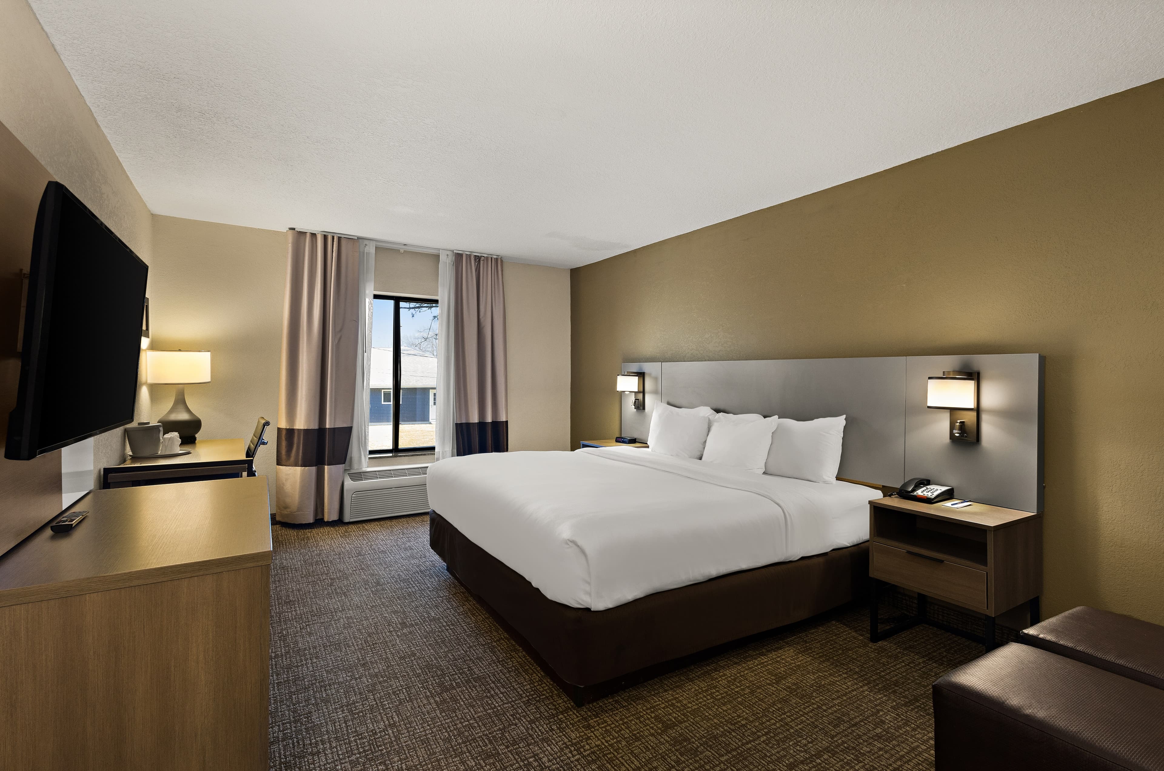 Comfort Inn Huntington Near University — 10