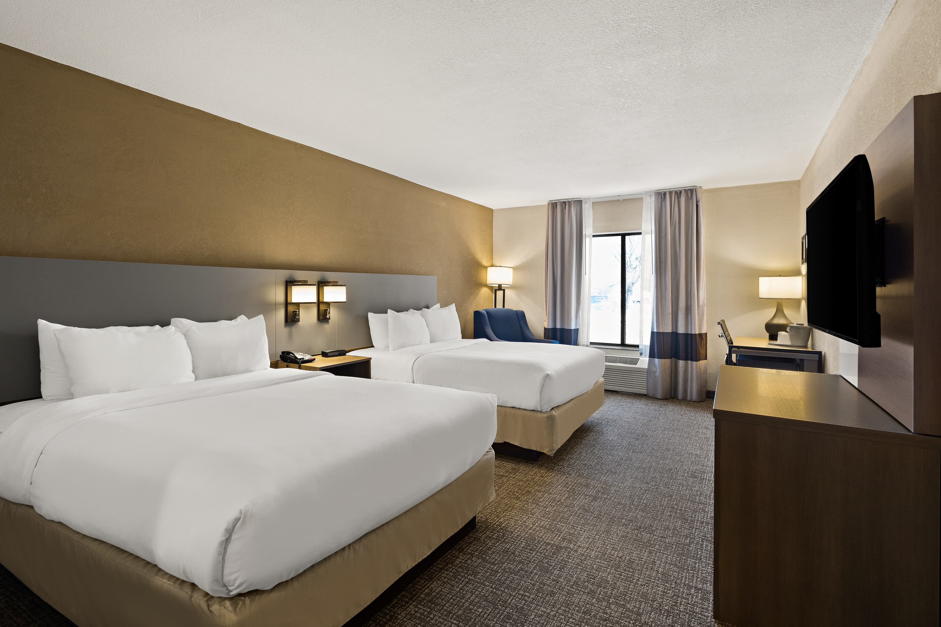 Comfort Inn Huntington Near University — 19
