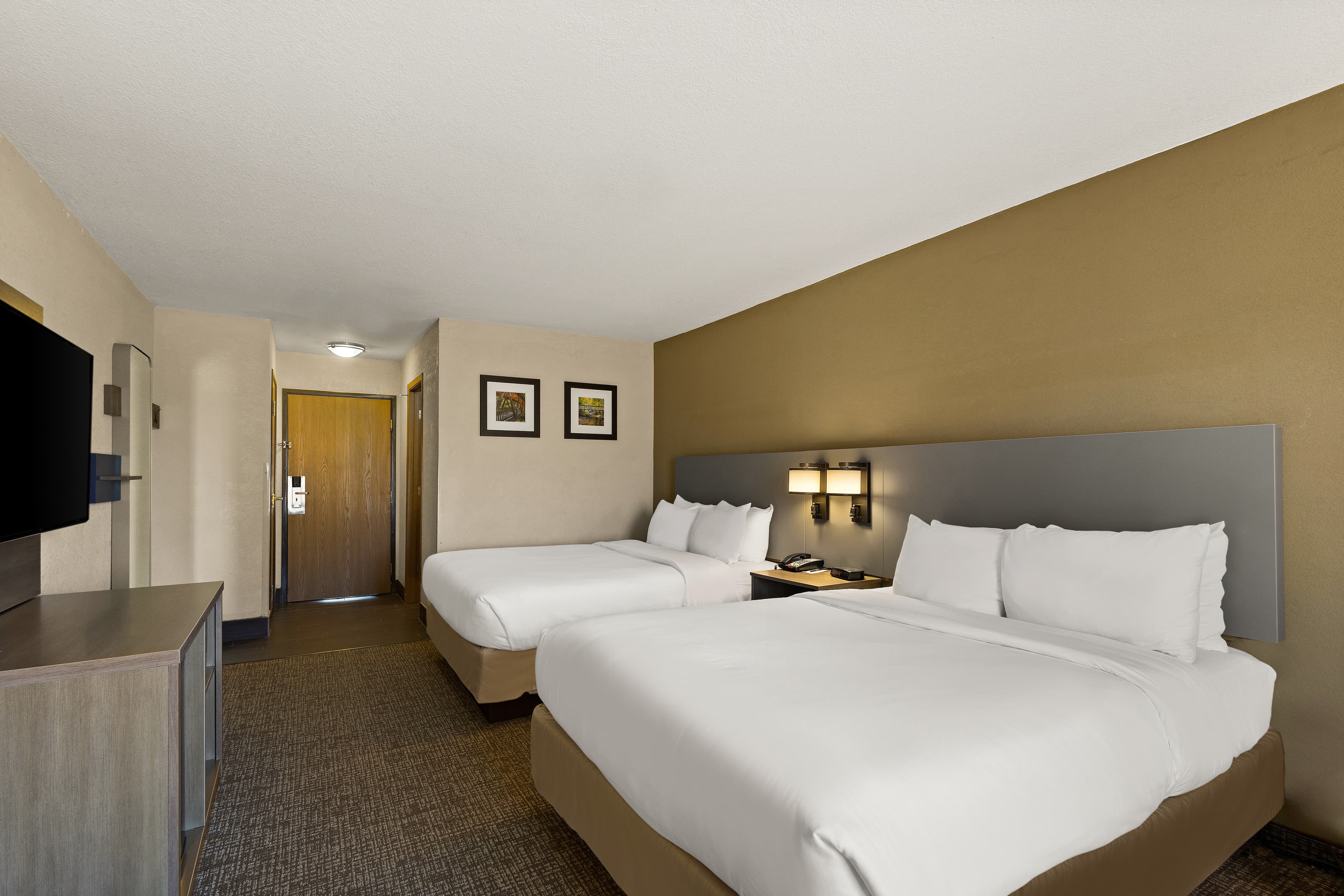 Comfort Inn Huntington Near University — 21