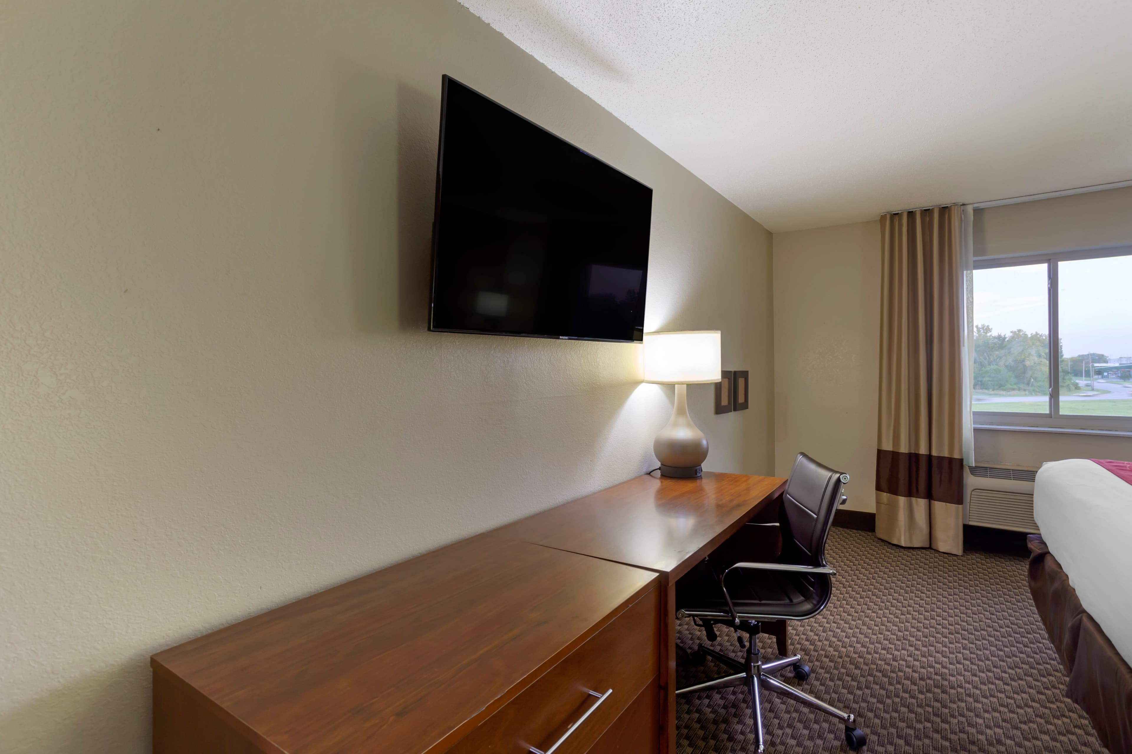 Comfort Inn Hobart-Merrillville — 10