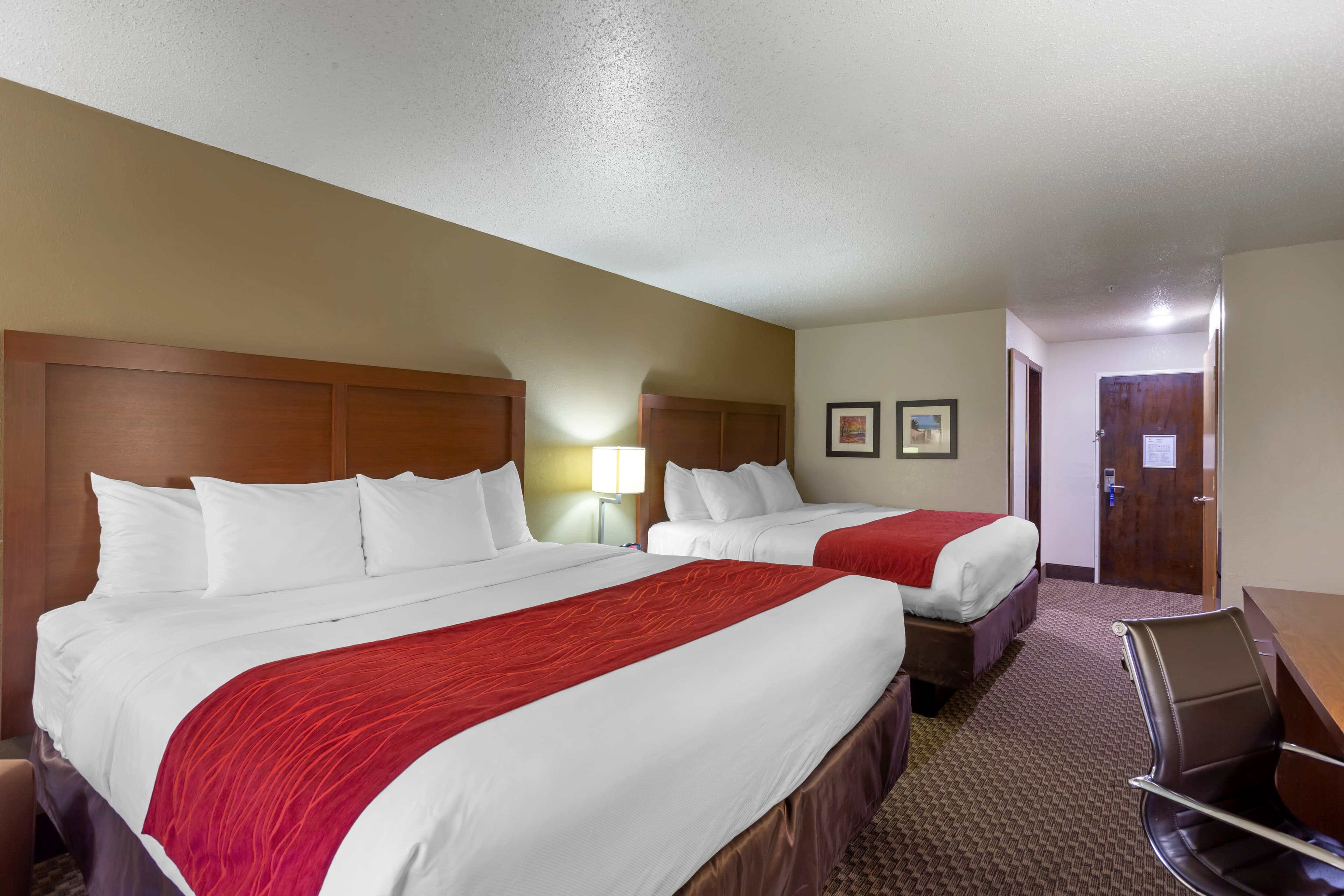 Comfort Inn Hobart-Merrillville — 11