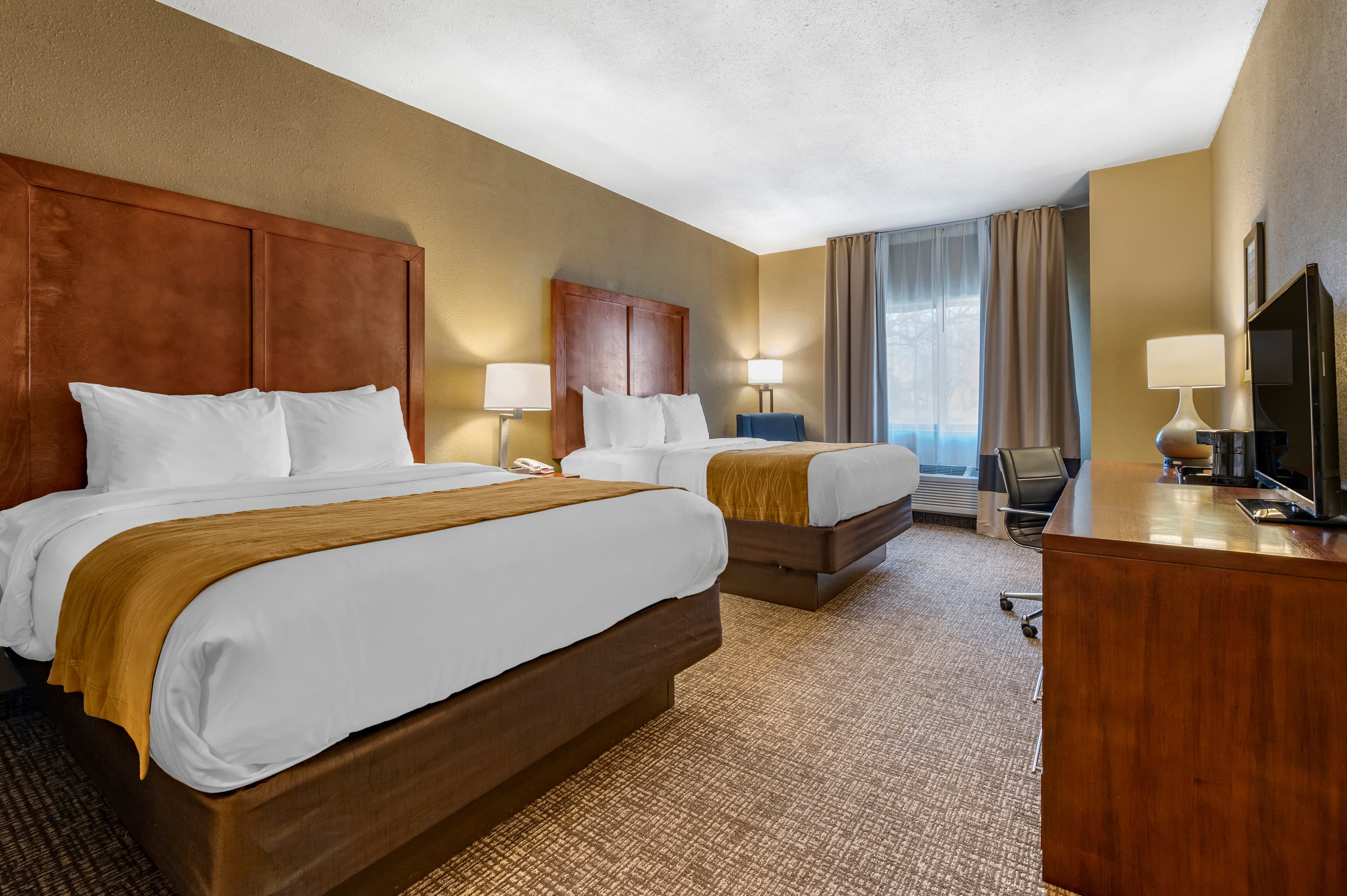 Comfort Inn Shelbyville North — 8