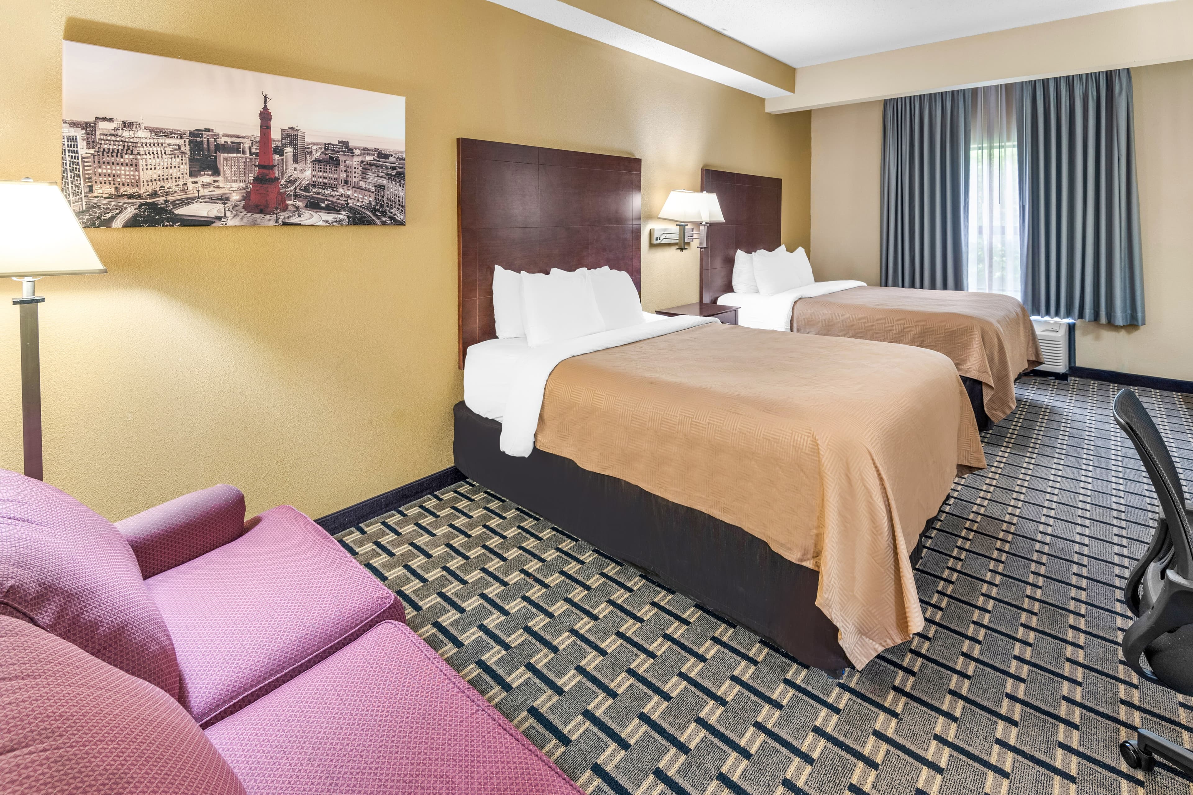Clarion Inn & Suites Indianapolis Northwest — 26