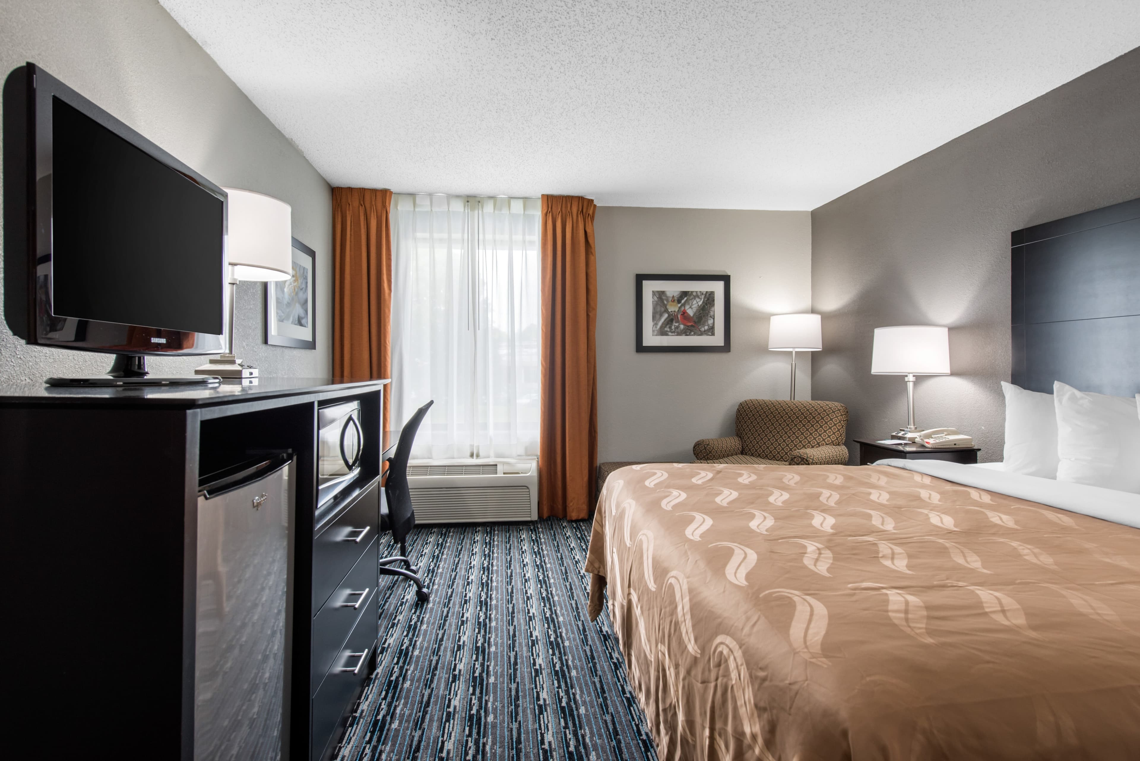 Quality Inn & Suites Brownsburg - Indianapolis West — 10