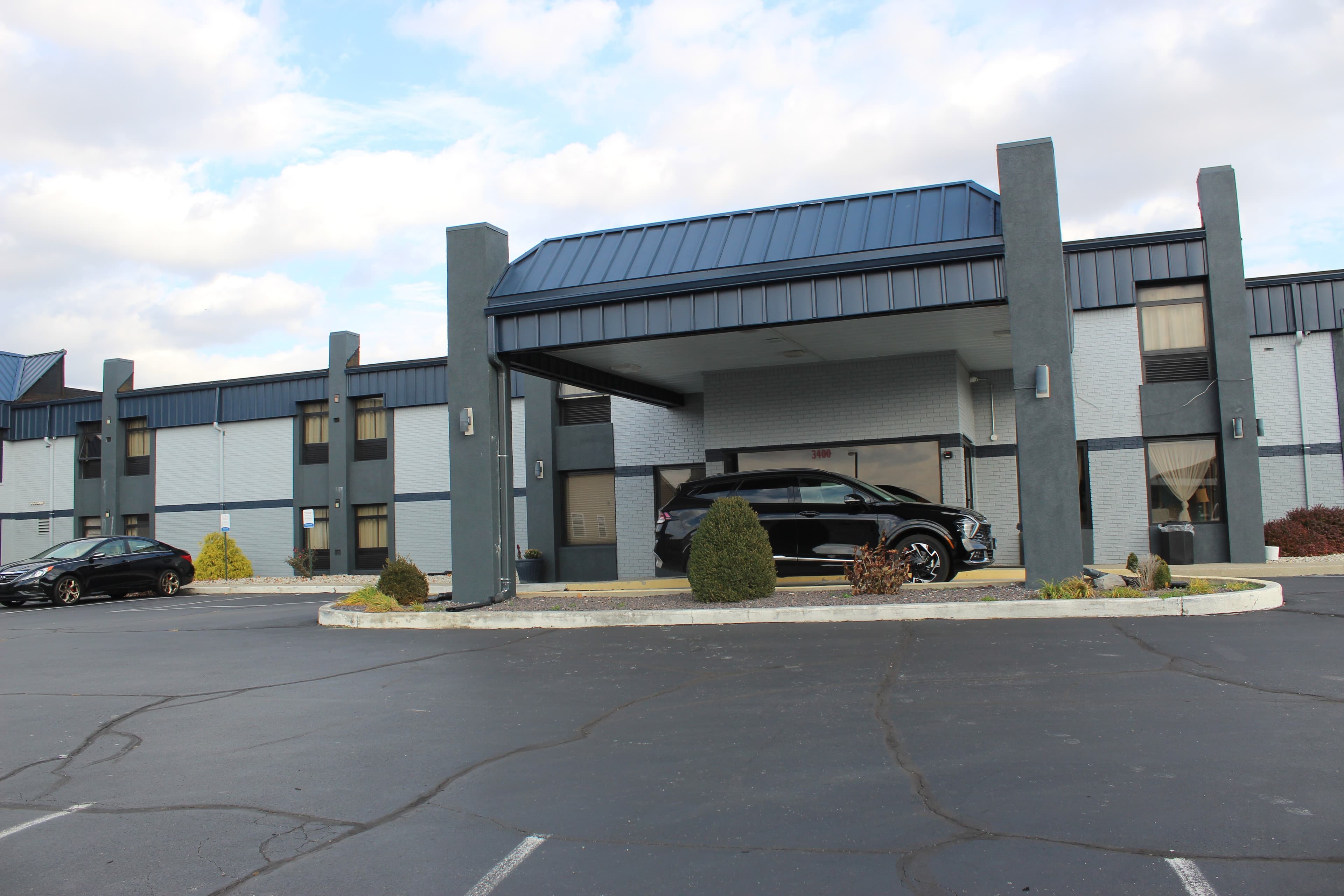 Quality Inn & Suites University Area - Image 1