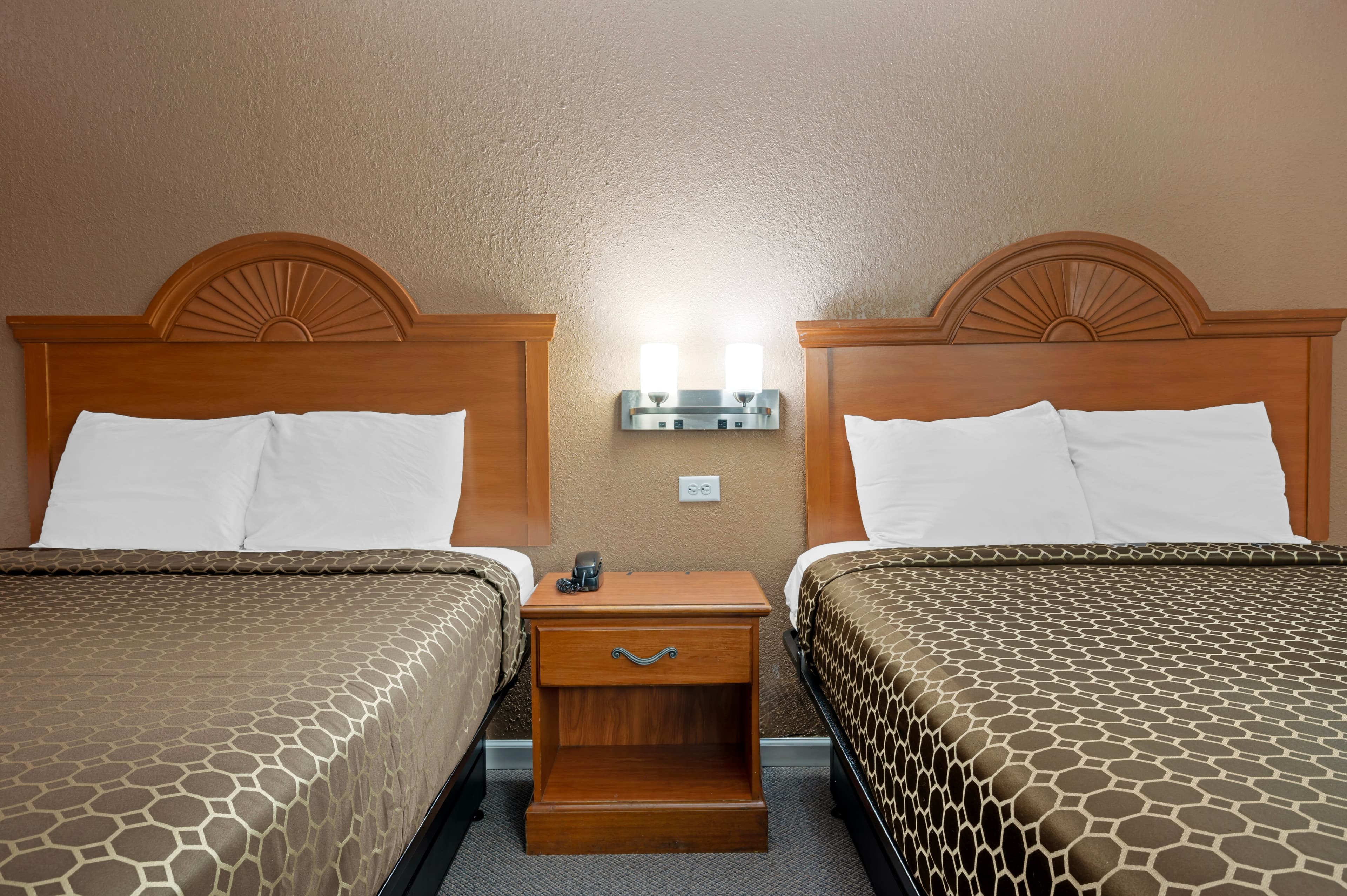Rodeway Inn Terre Haute near University — 7