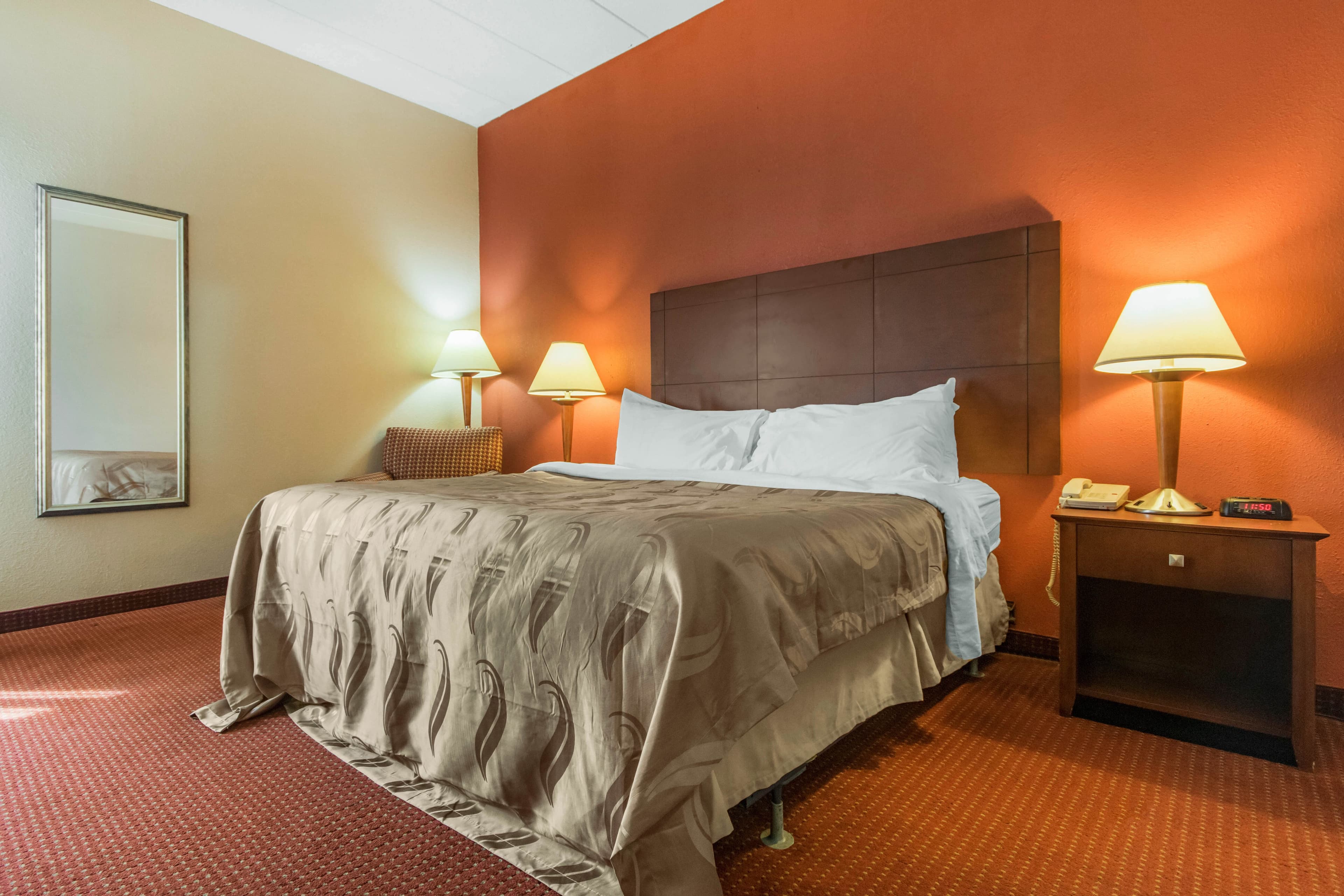 Quality Inn & Suites Lawrenceburg — 8