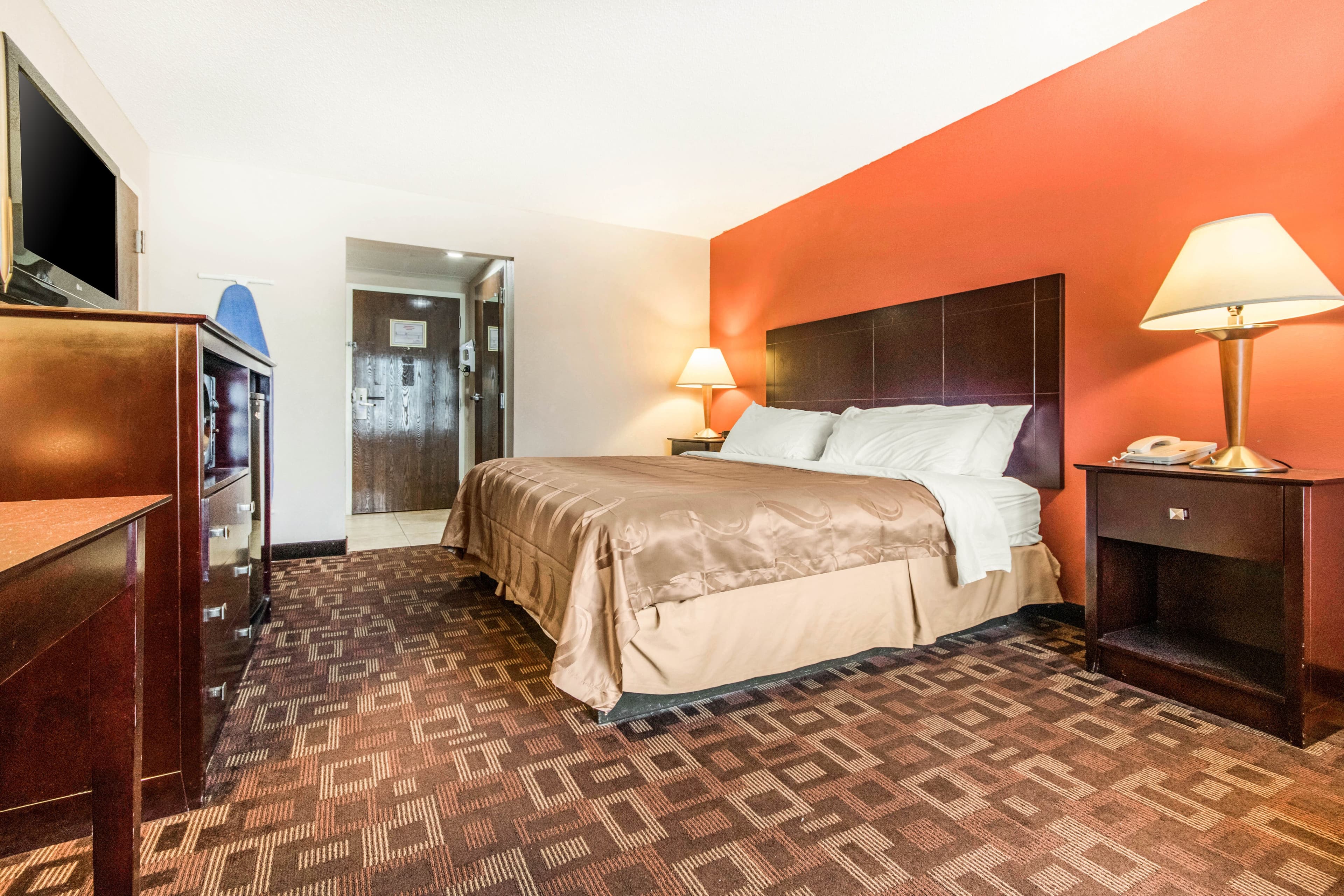 Quality Inn & Suites Lawrenceburg — 15