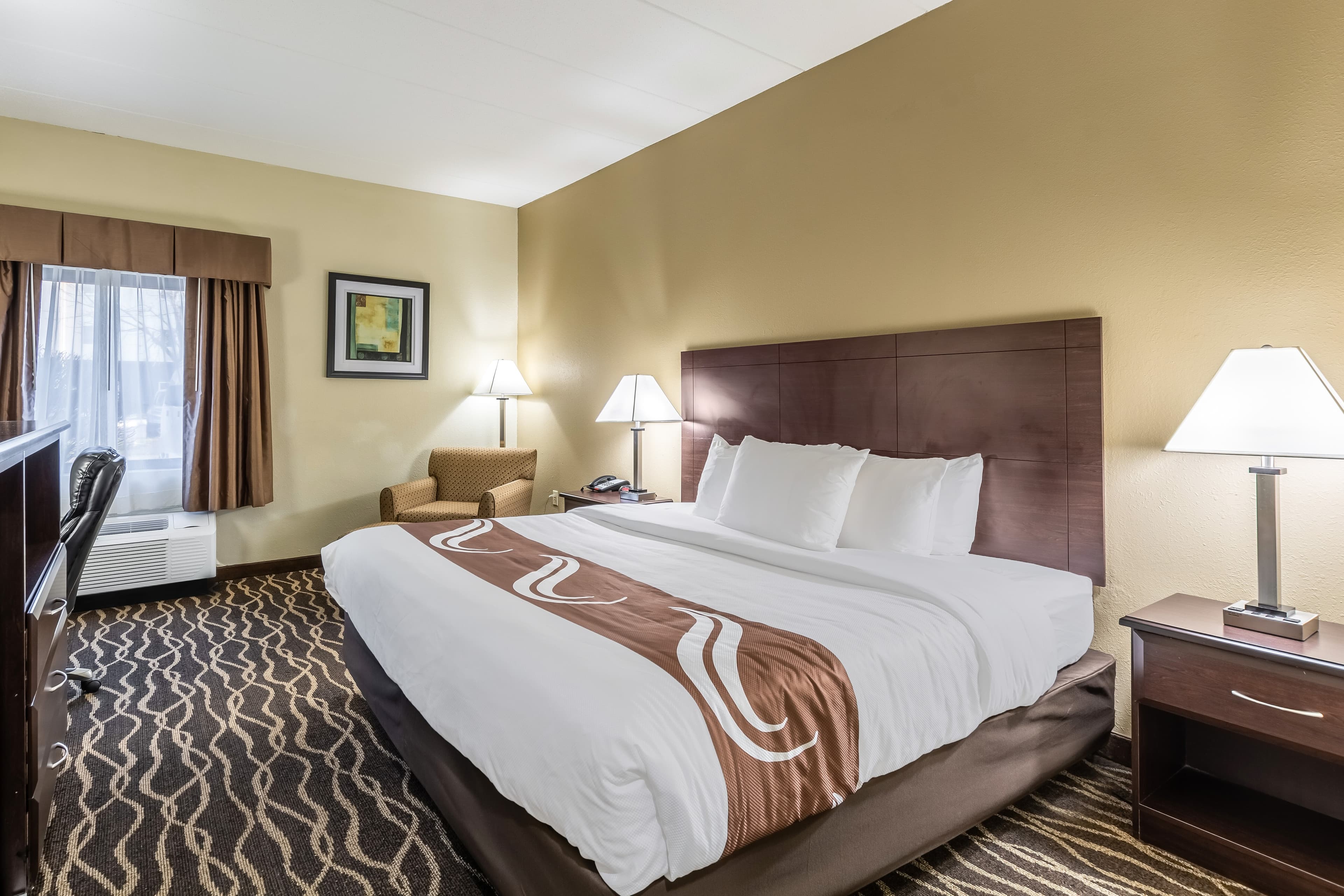 Quality Inn & Suites Southport - Image 2