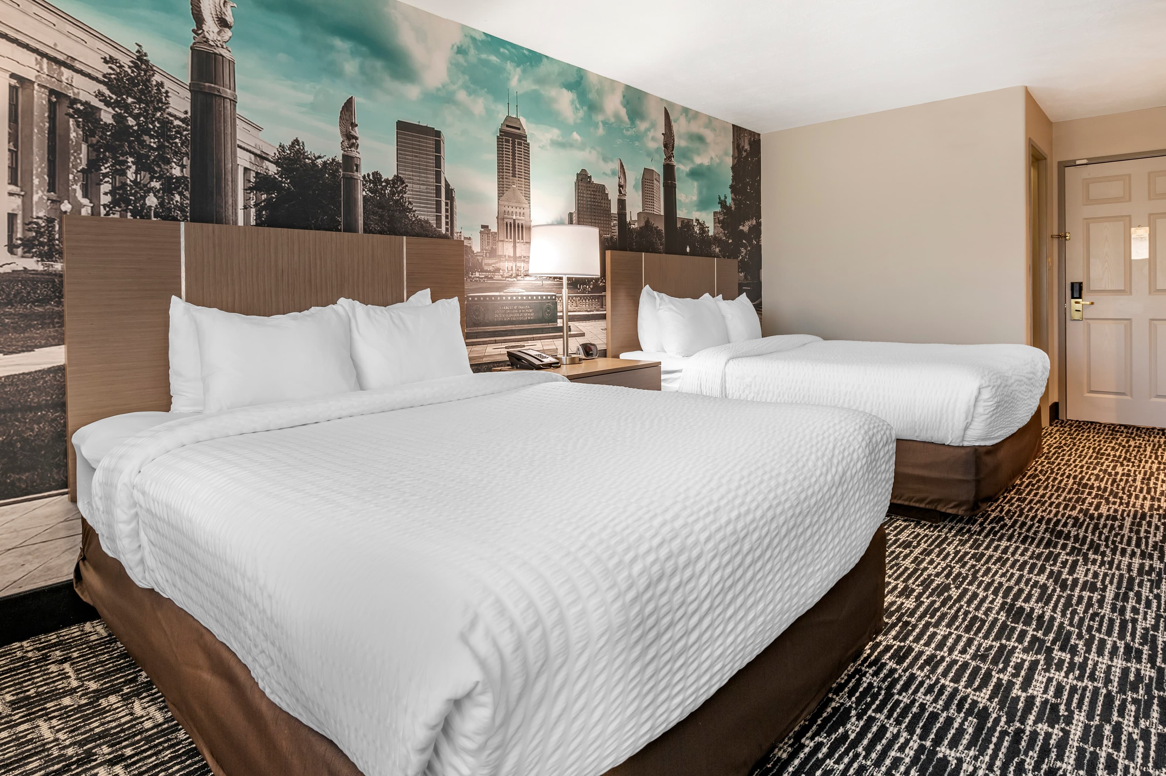 Clarion Pointe Indianapolis Airport — 9