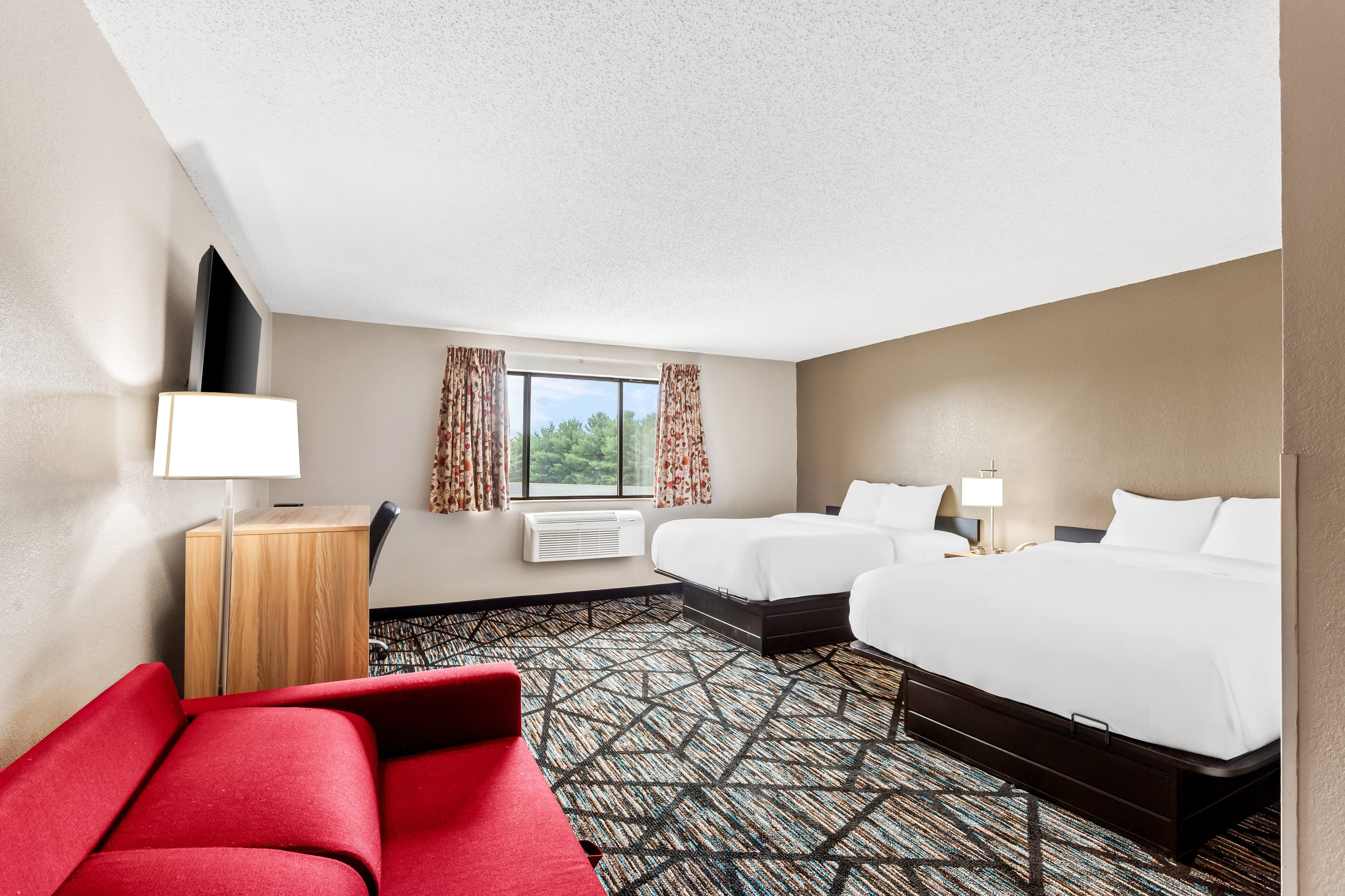 Quality Inn & Suites Howe - Sturgis - Image 3