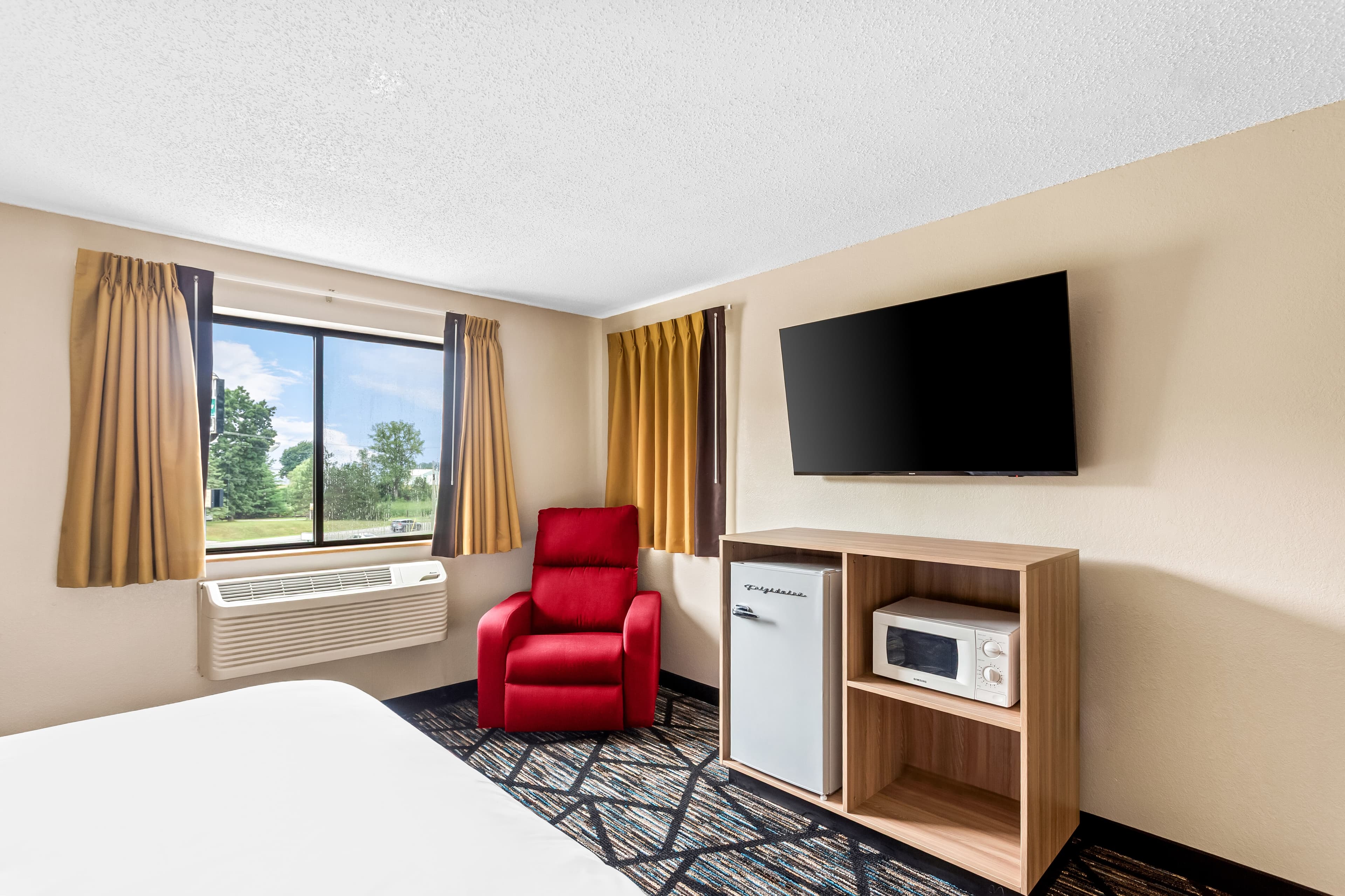 Quality Inn & Suites Howe - Sturgis — 15