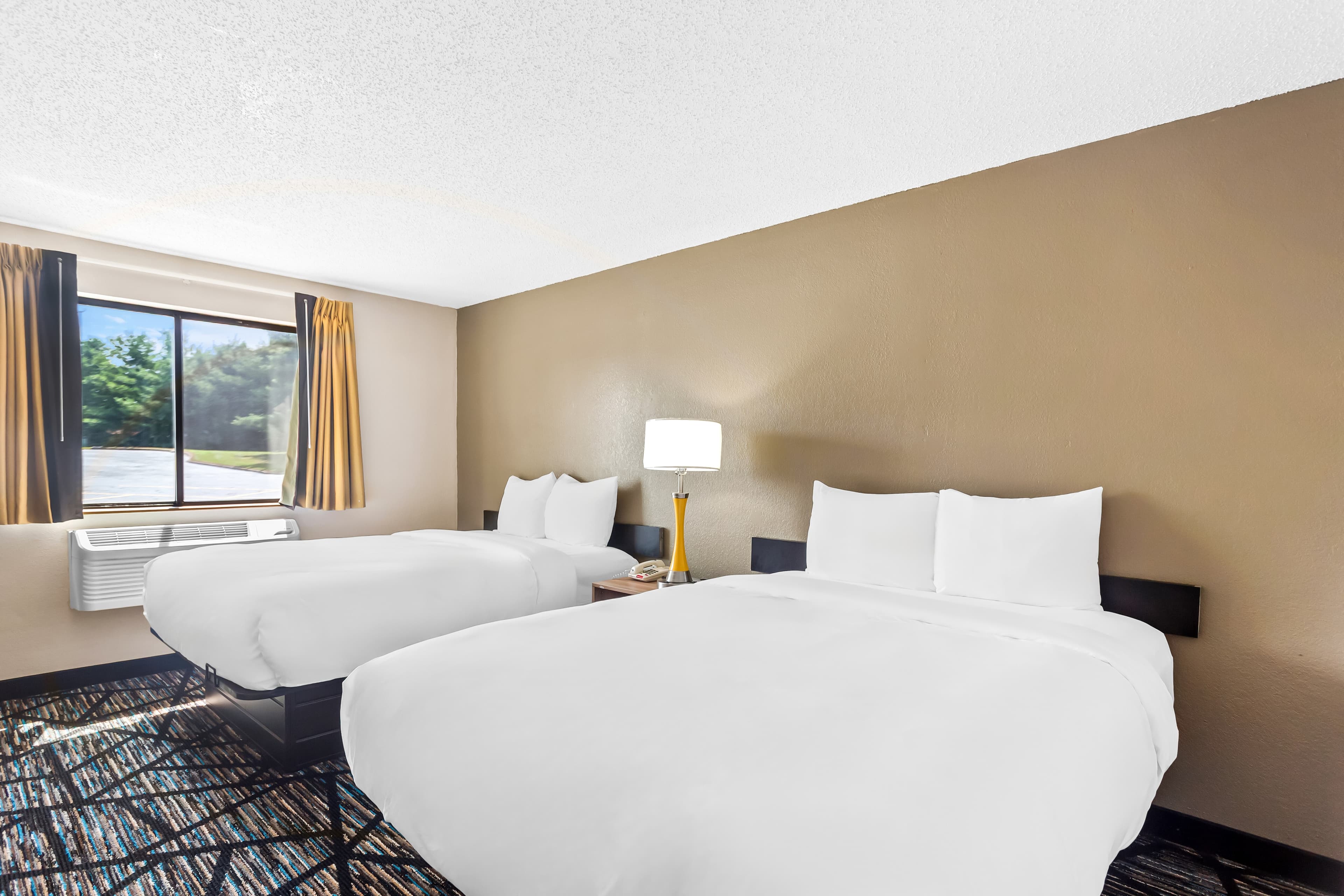 Quality Inn & Suites Howe - Sturgis — 17