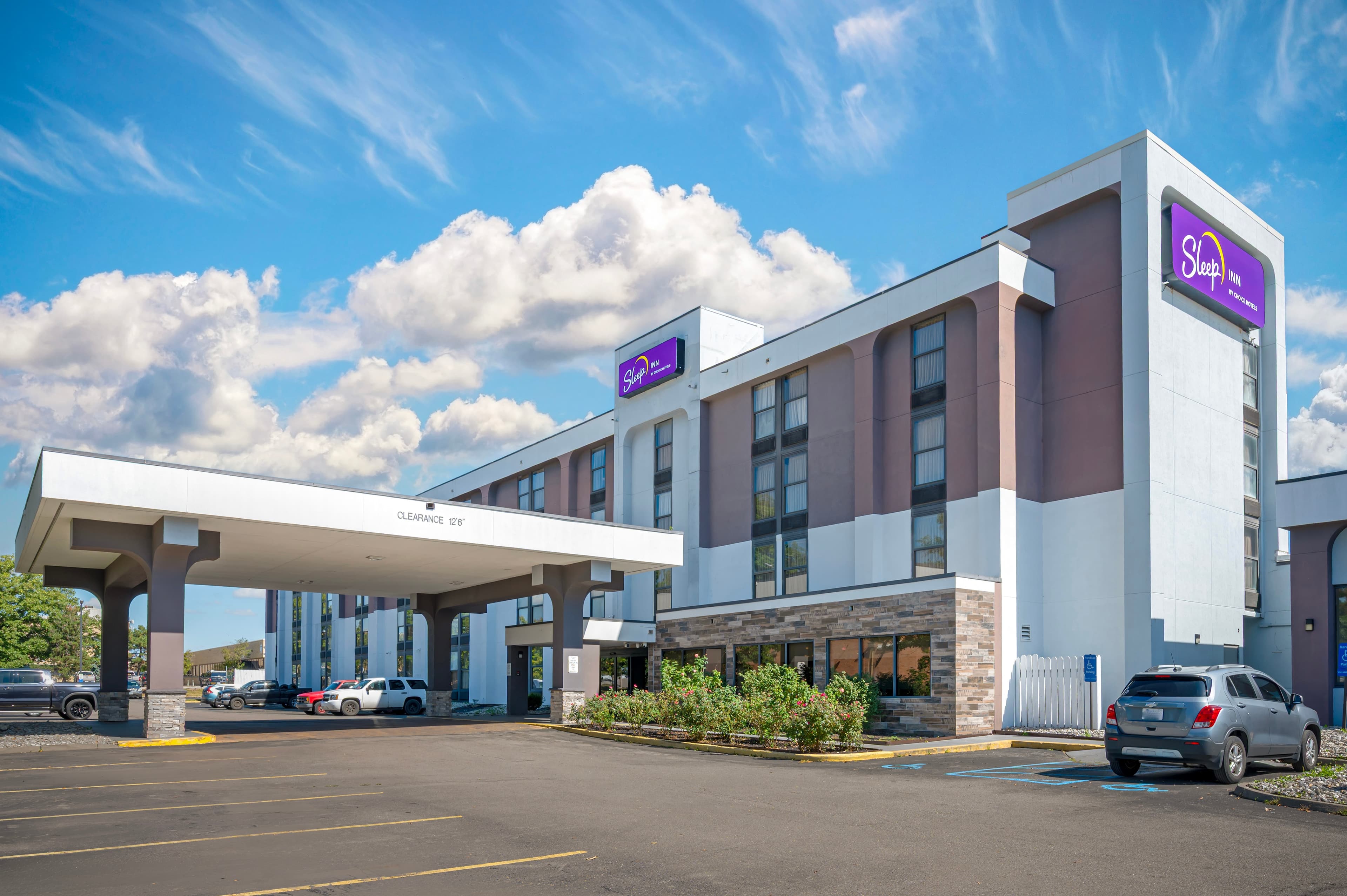 Sleep Inn Indianapolis East - Image 1