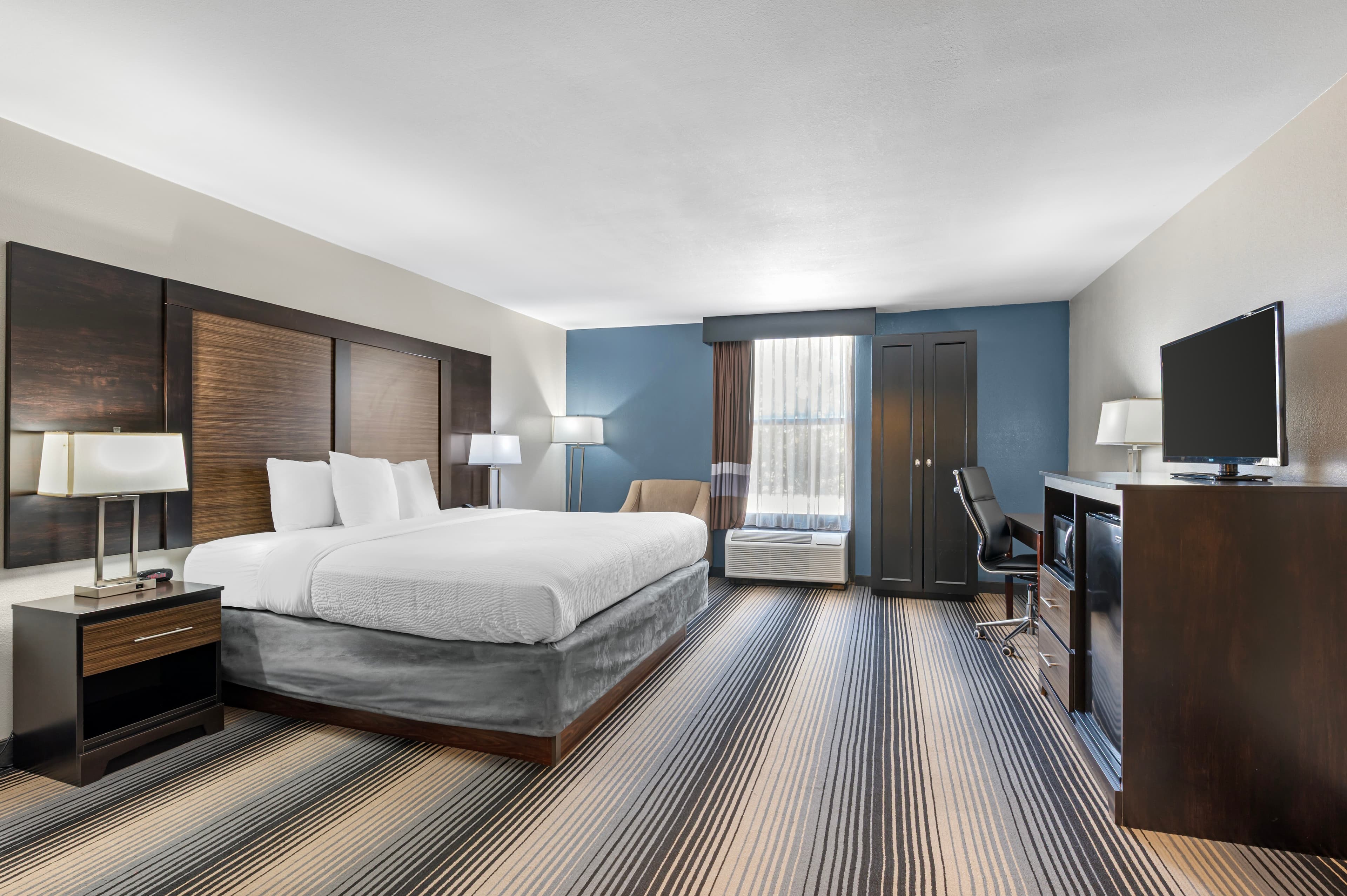 Sleep Inn Indianapolis East - Image 2