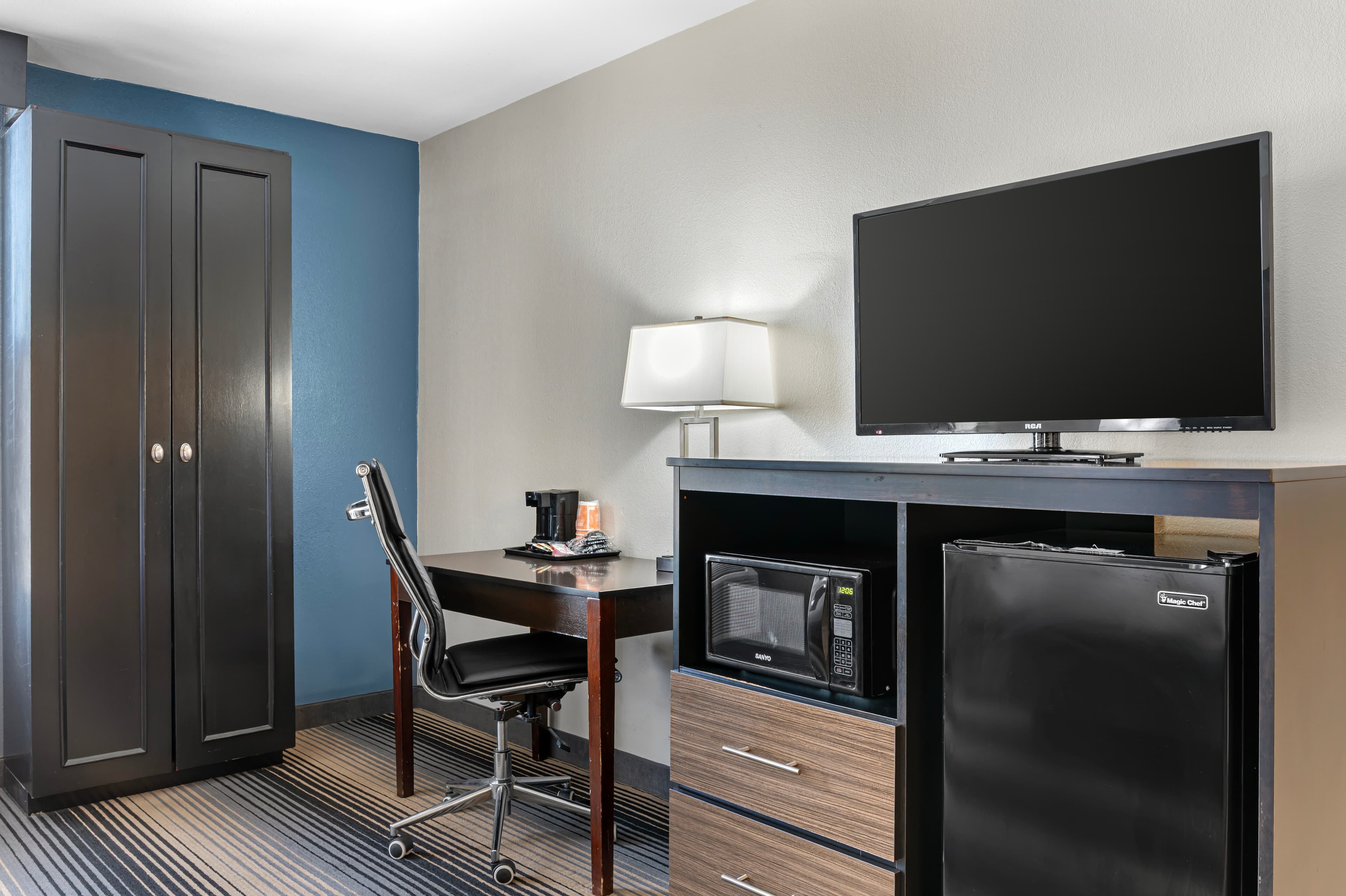 Sleep Inn Indianapolis East - Image 4